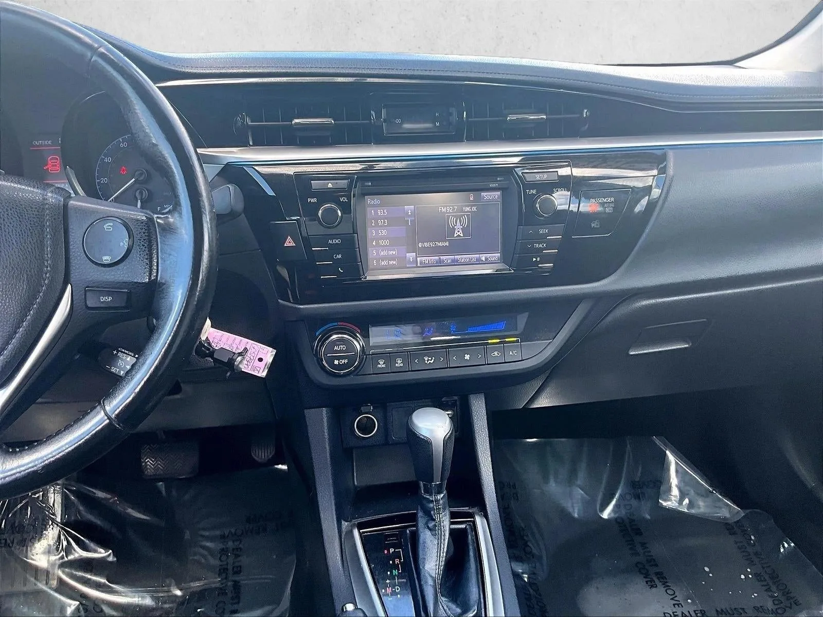 2016 Toyota Corolla S photo 8