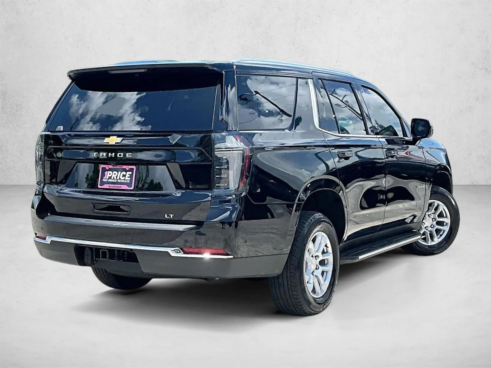 2026 Chevrolet Tahoe LT photo 2
