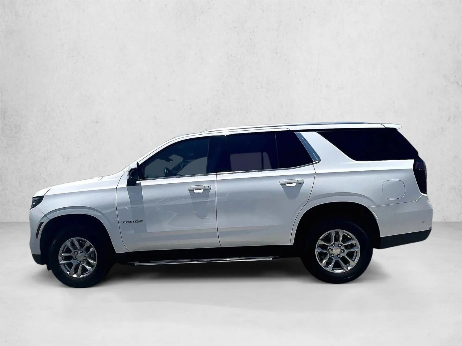2025 Chevrolet Tahoe LT photo 6