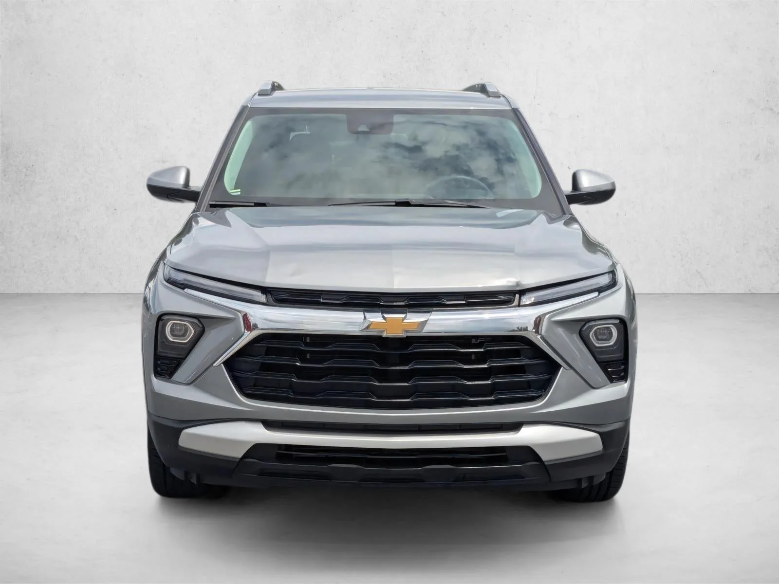 2024 Chevrolet Trailblazer LT photo 2