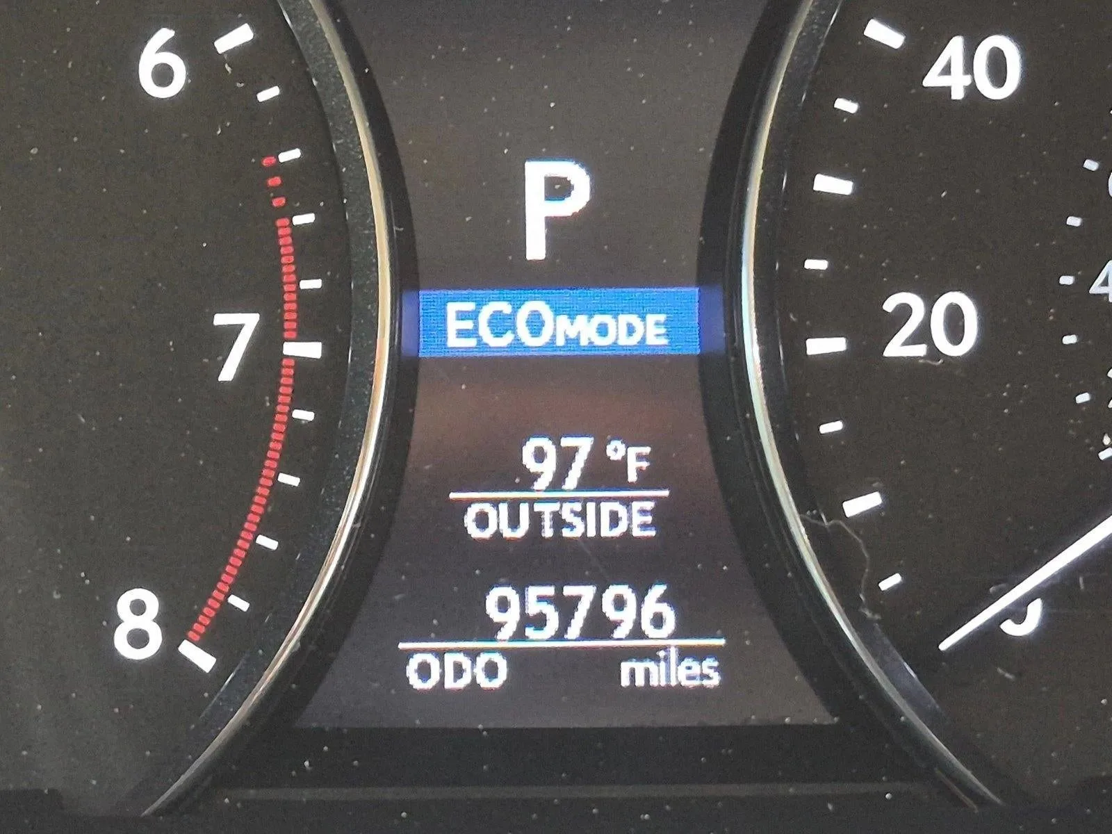 2014 Lexus LS 460 photo 10