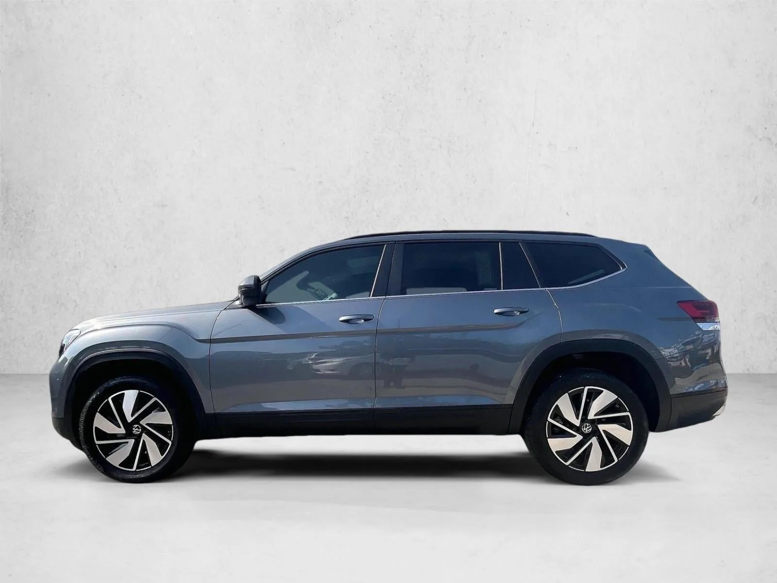 2024 Volkswagen Atlas 2.0T SE w/Technology photo 6