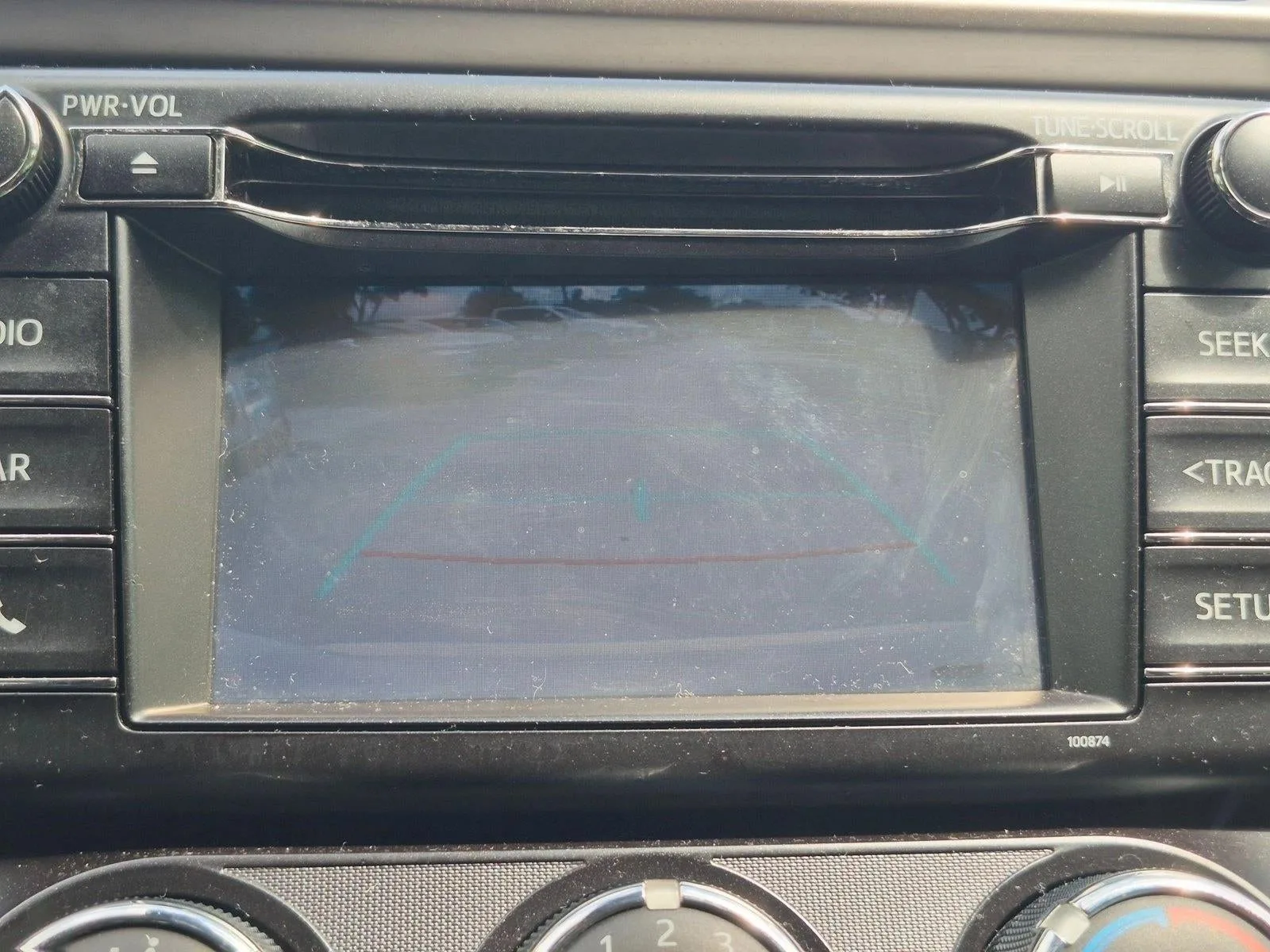 2018 Toyota RAV4 LE photo 12