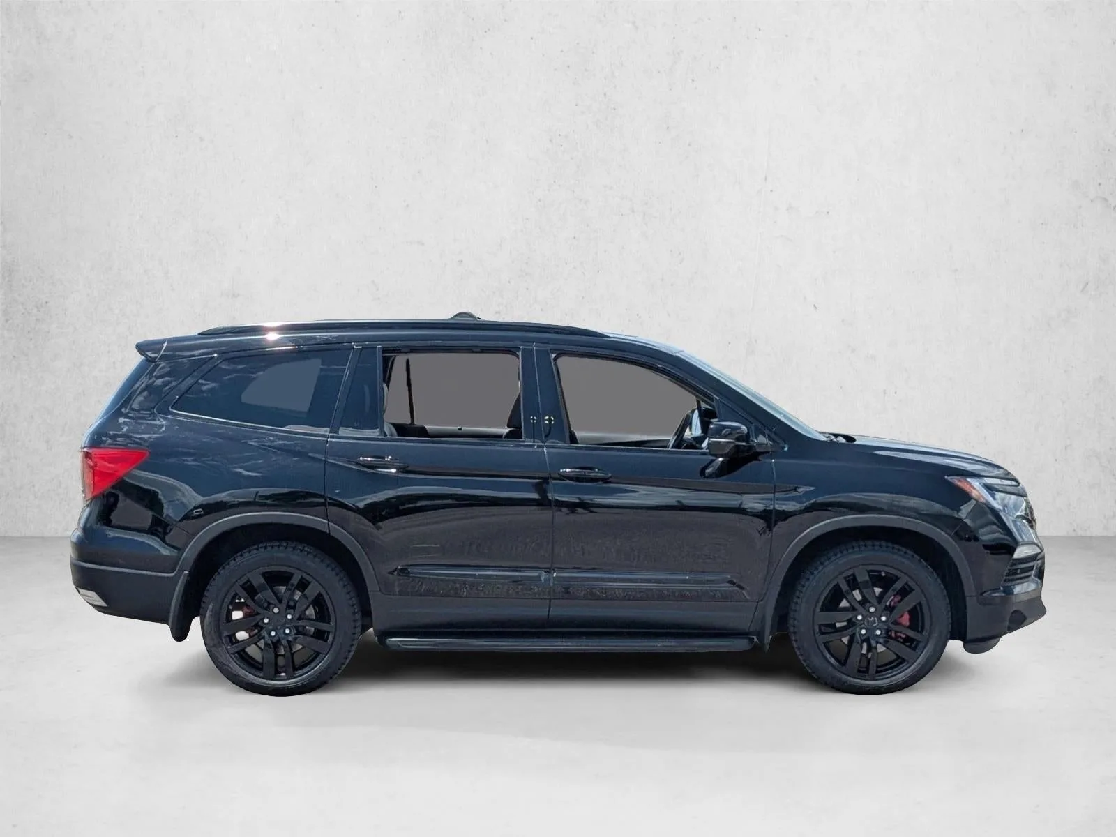 2016 Honda Pilot Elite photo 4