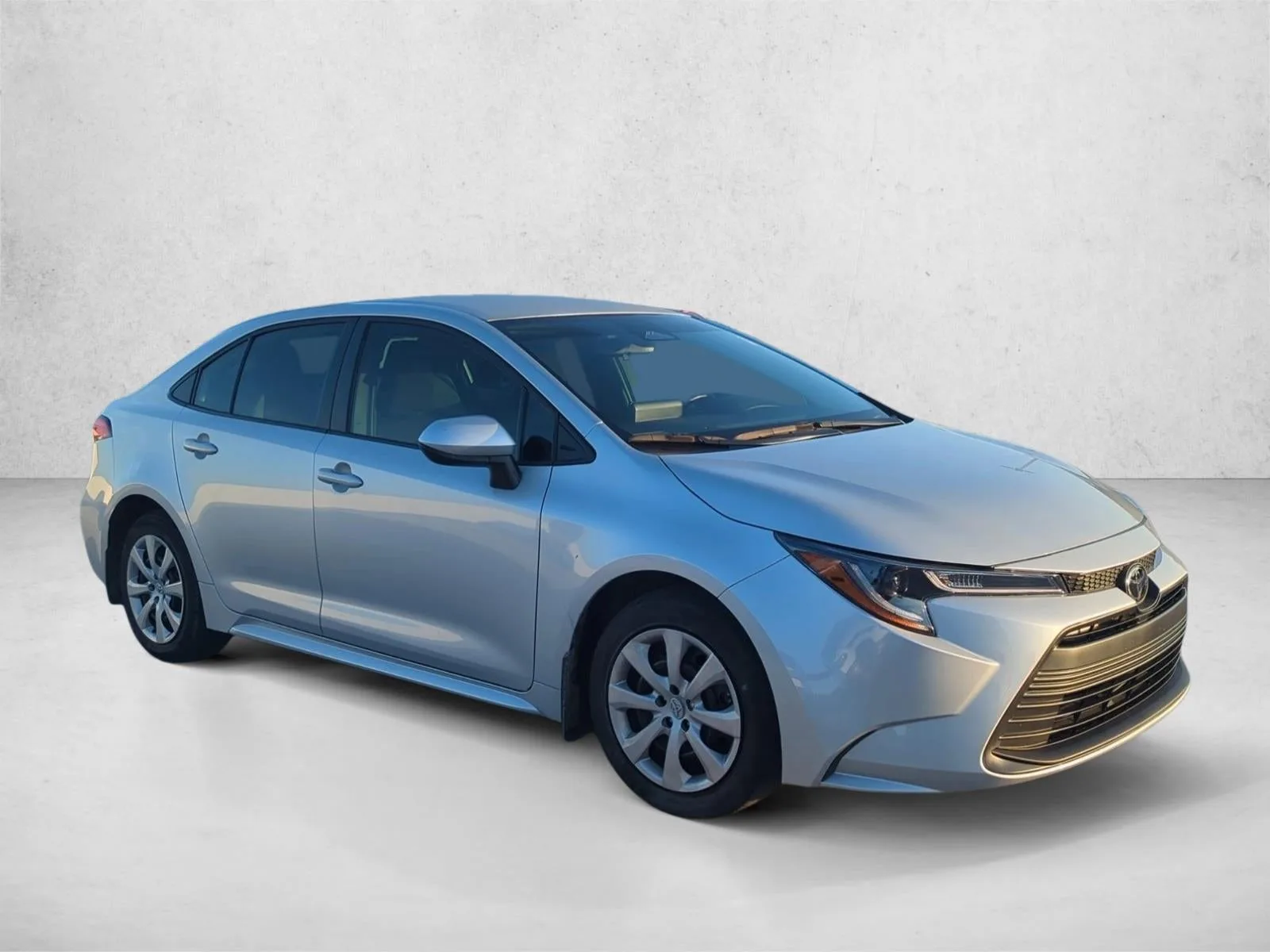 2025 Toyota Corolla LE CVT (Natl) photo 3