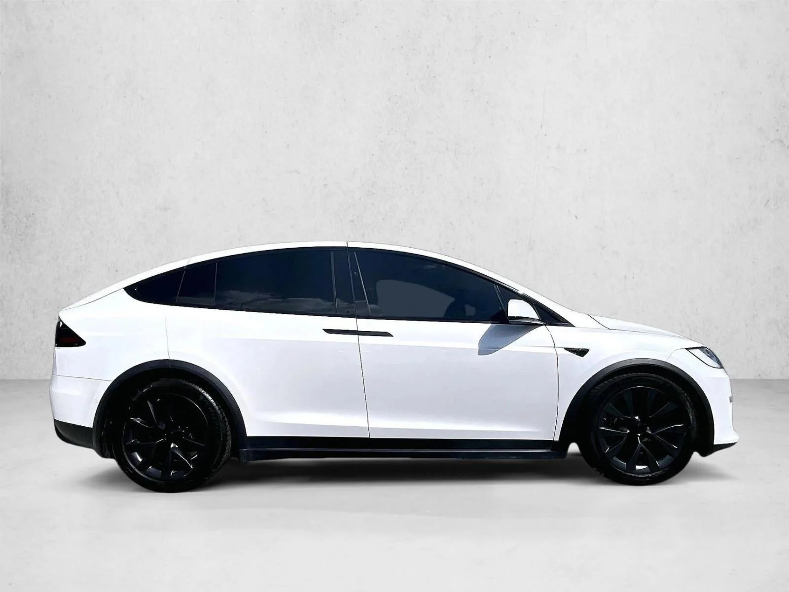 2023 Tesla Model X Base photo 5