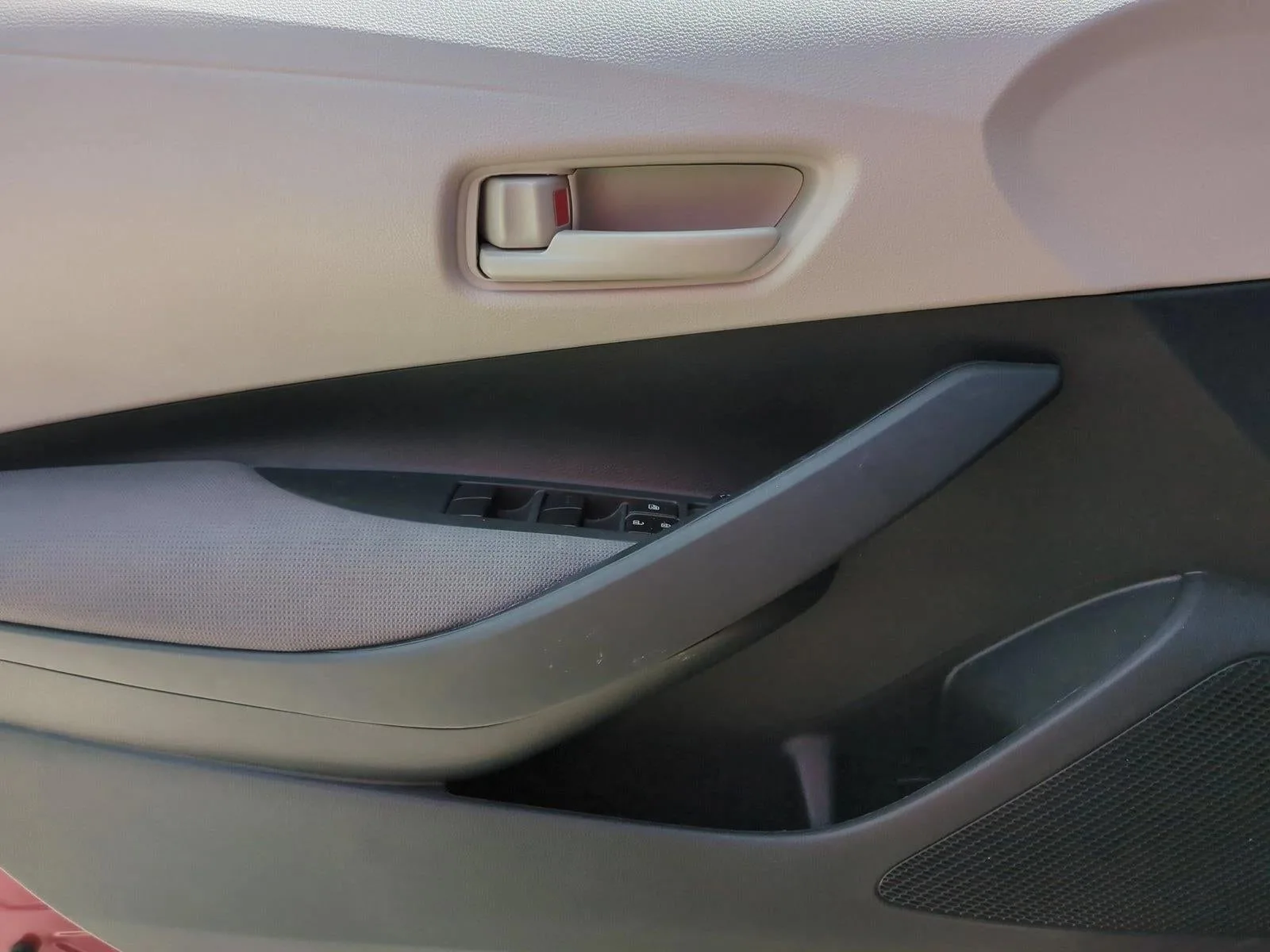 2024 Toyota Corolla LE CVT (Natl) photo 12