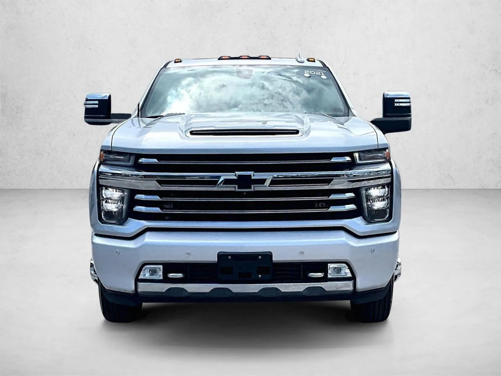2021 Chevrolet Silverado 3500 HD High Country photo 3