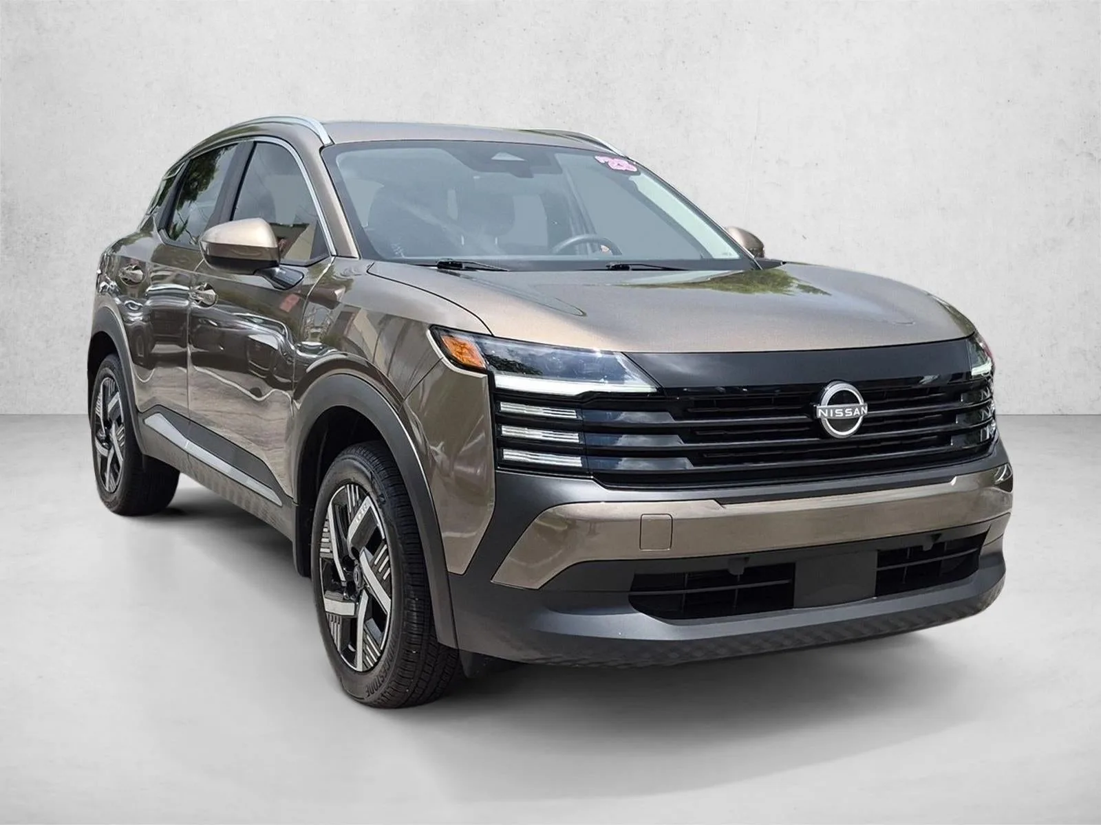 2025 Nissan Kicks SV FWD photo 3