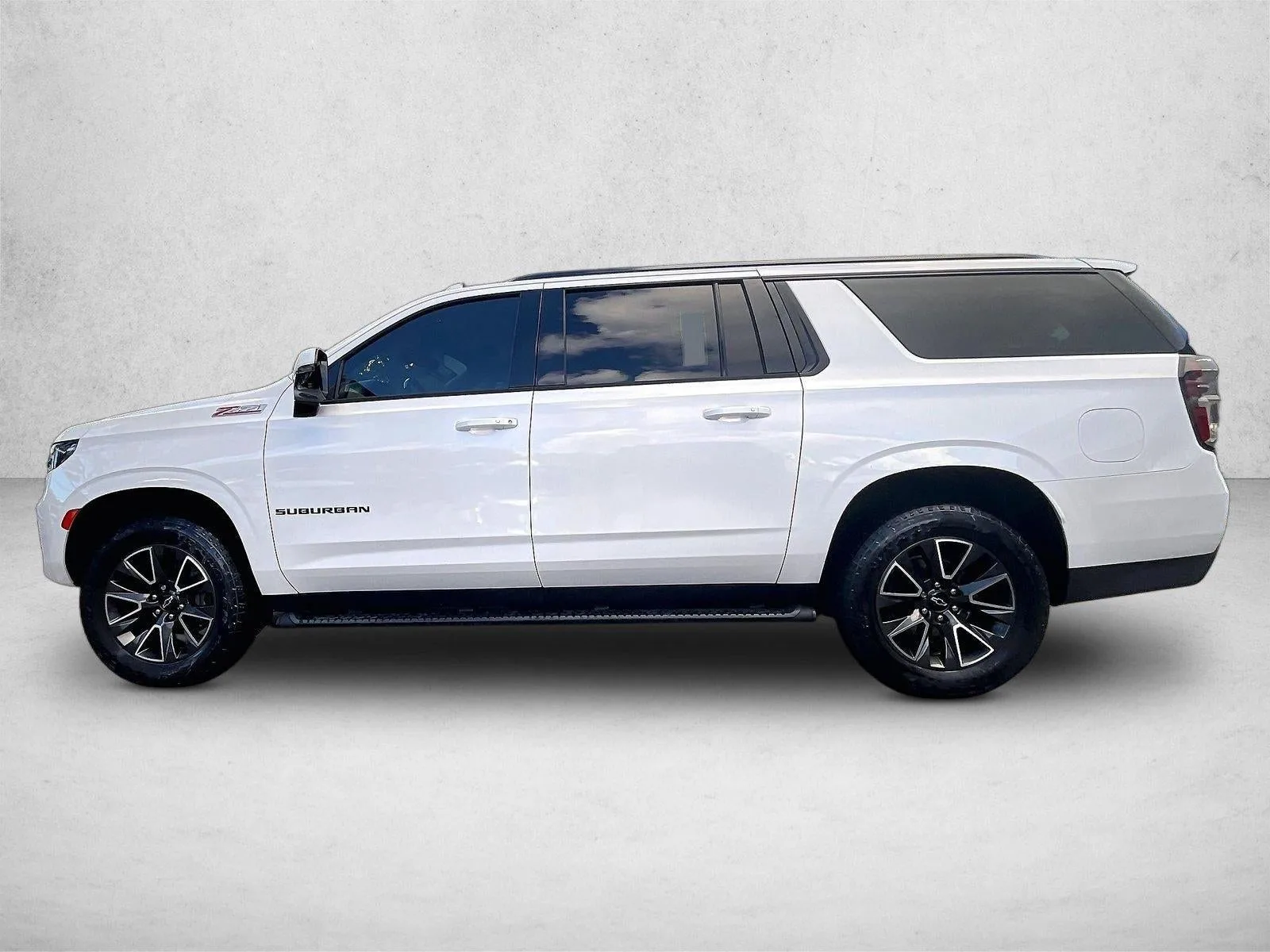 2021 Chevrolet Suburban Z71 photo 6