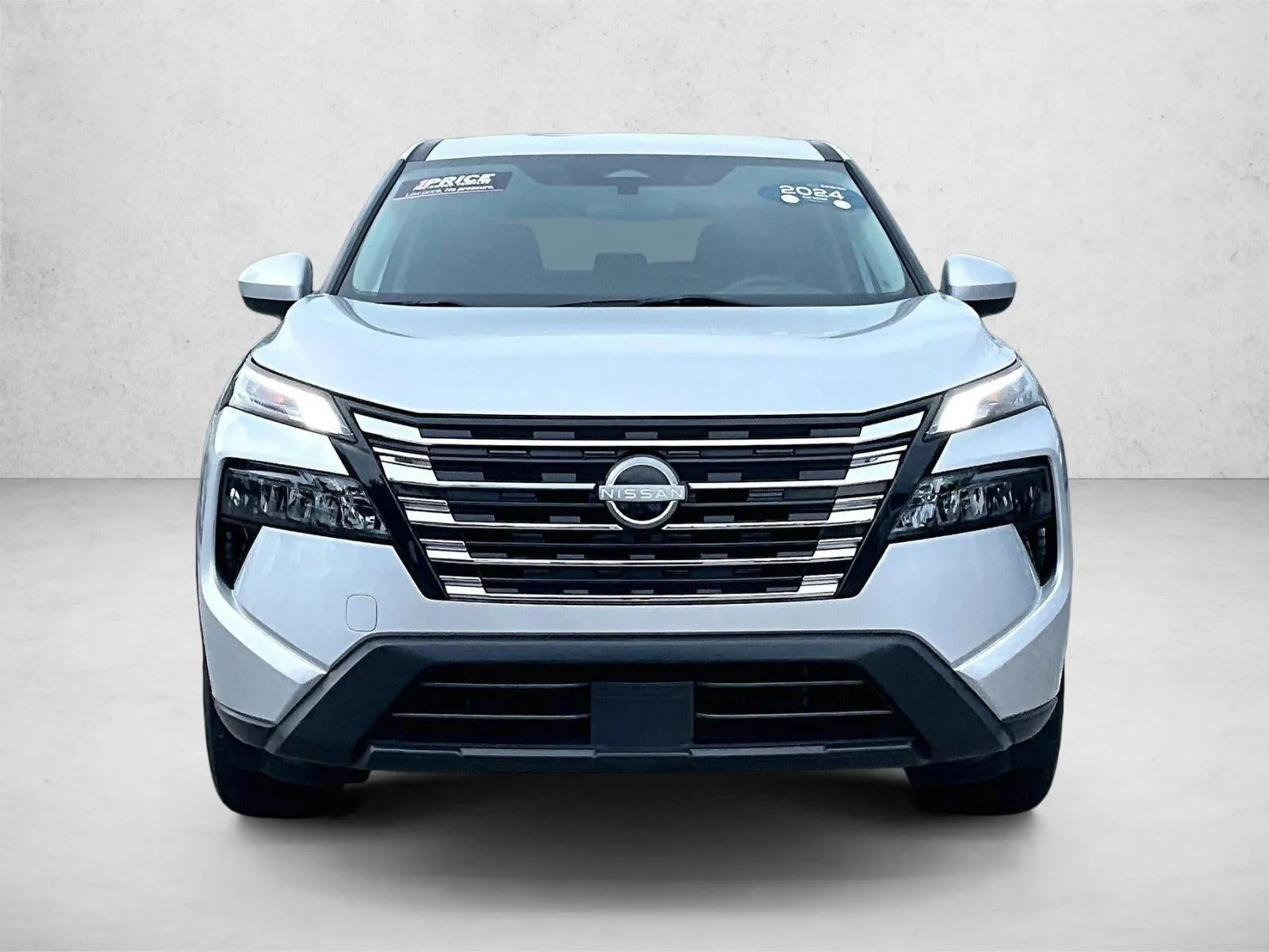 2024 Nissan Rogue SV FWD photo 3