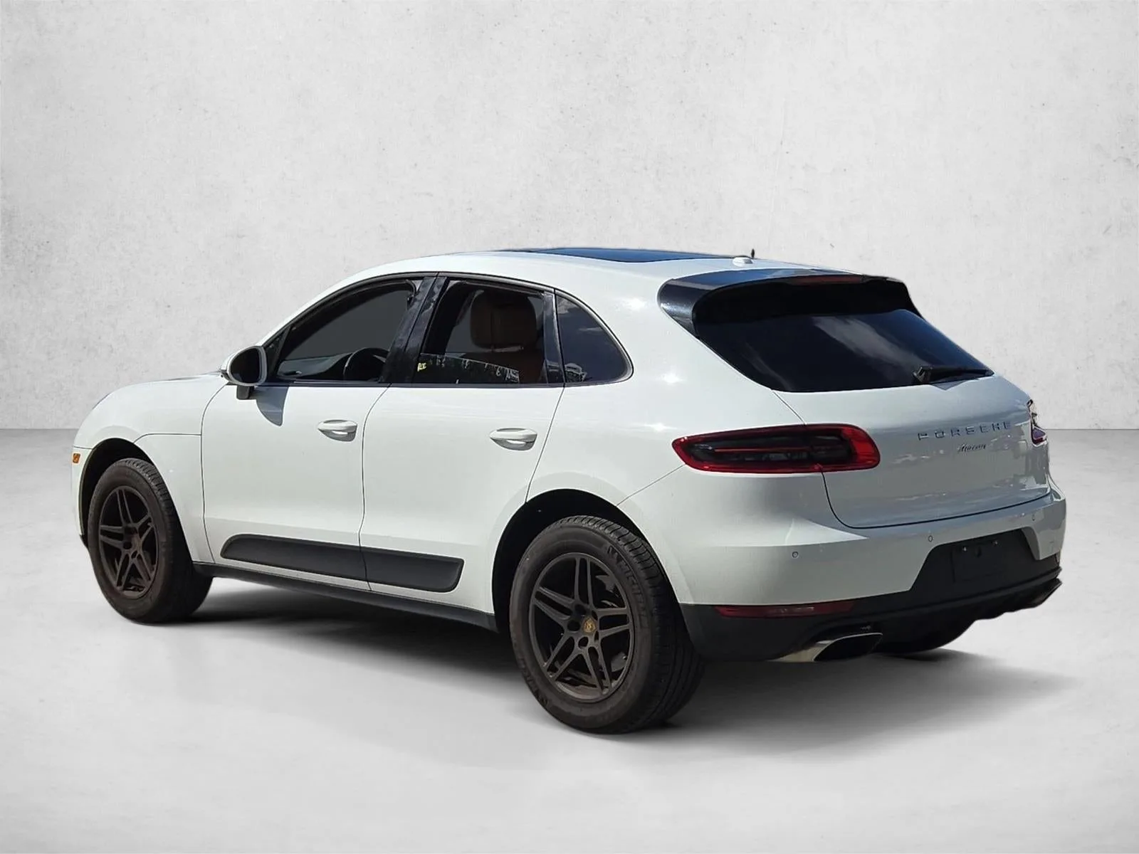 2018 Porsche Macan AWD photo 7