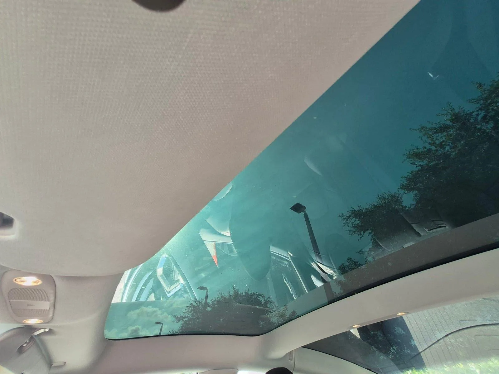 2019 Tesla Model 3 Standard Range RWD *Ltd Avail* photo 9