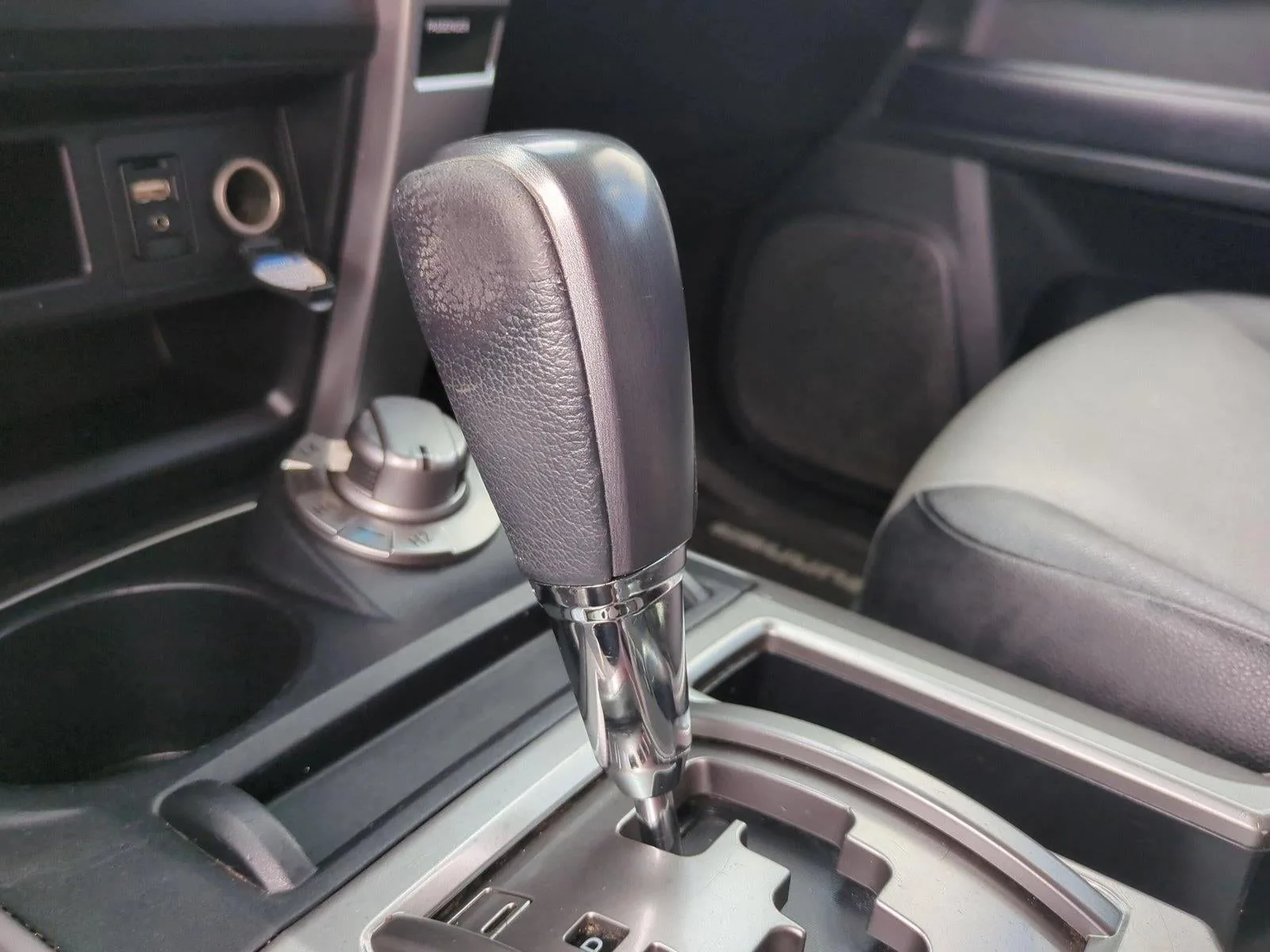 2018 Toyota 4Runner SR5 Premium 4WD (Natl) photo 11