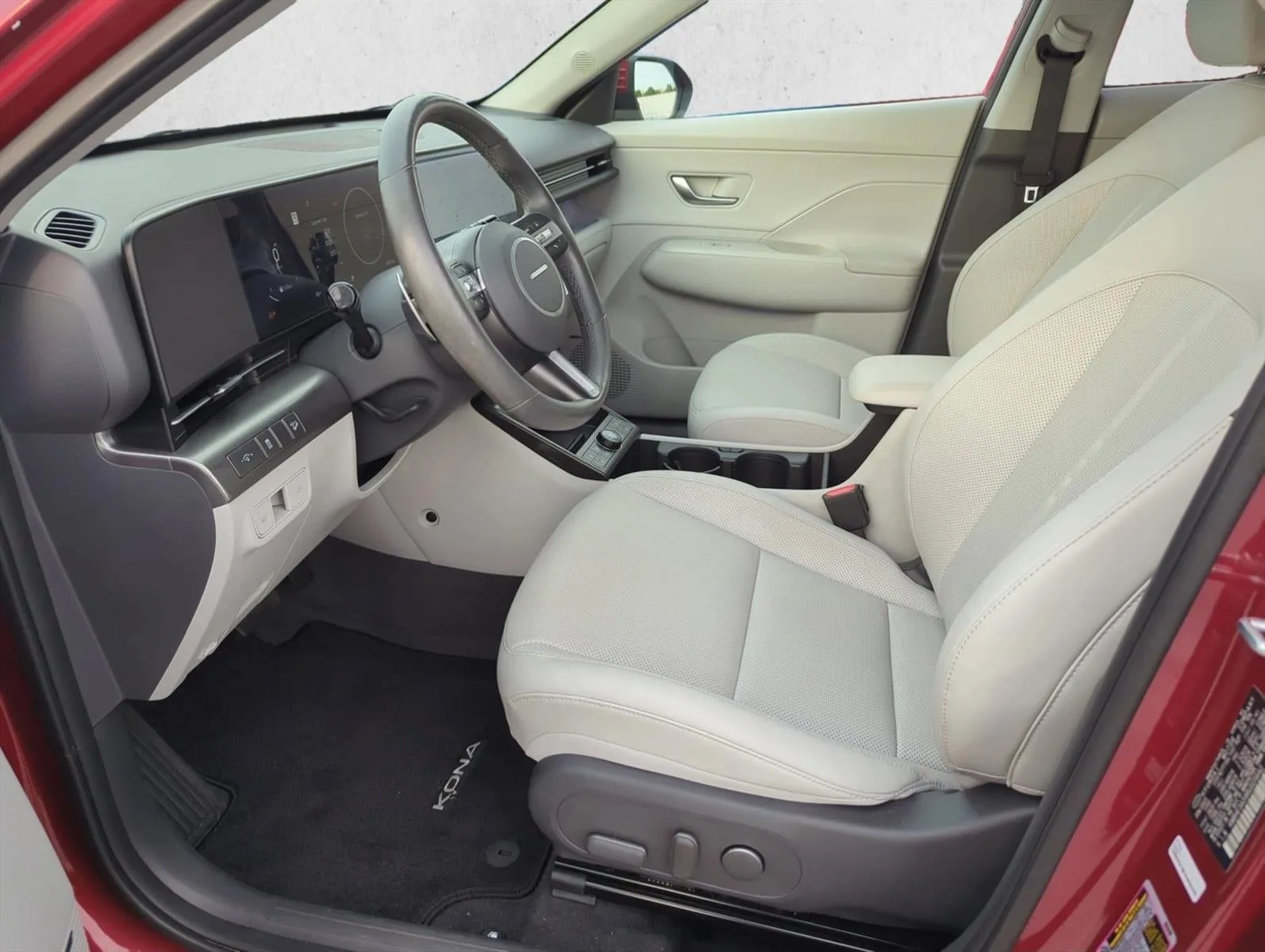 2024 Hyundai KONA Limited FWD photo 11