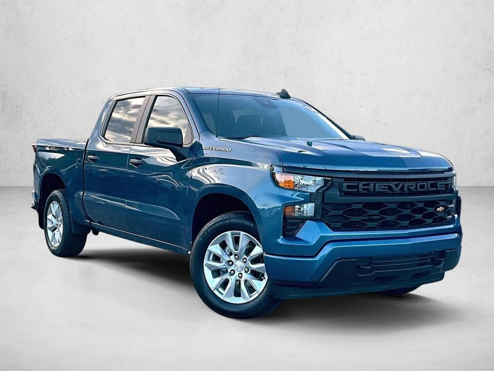 2024 Chevrolet Silverado 1500 Custom photo 12