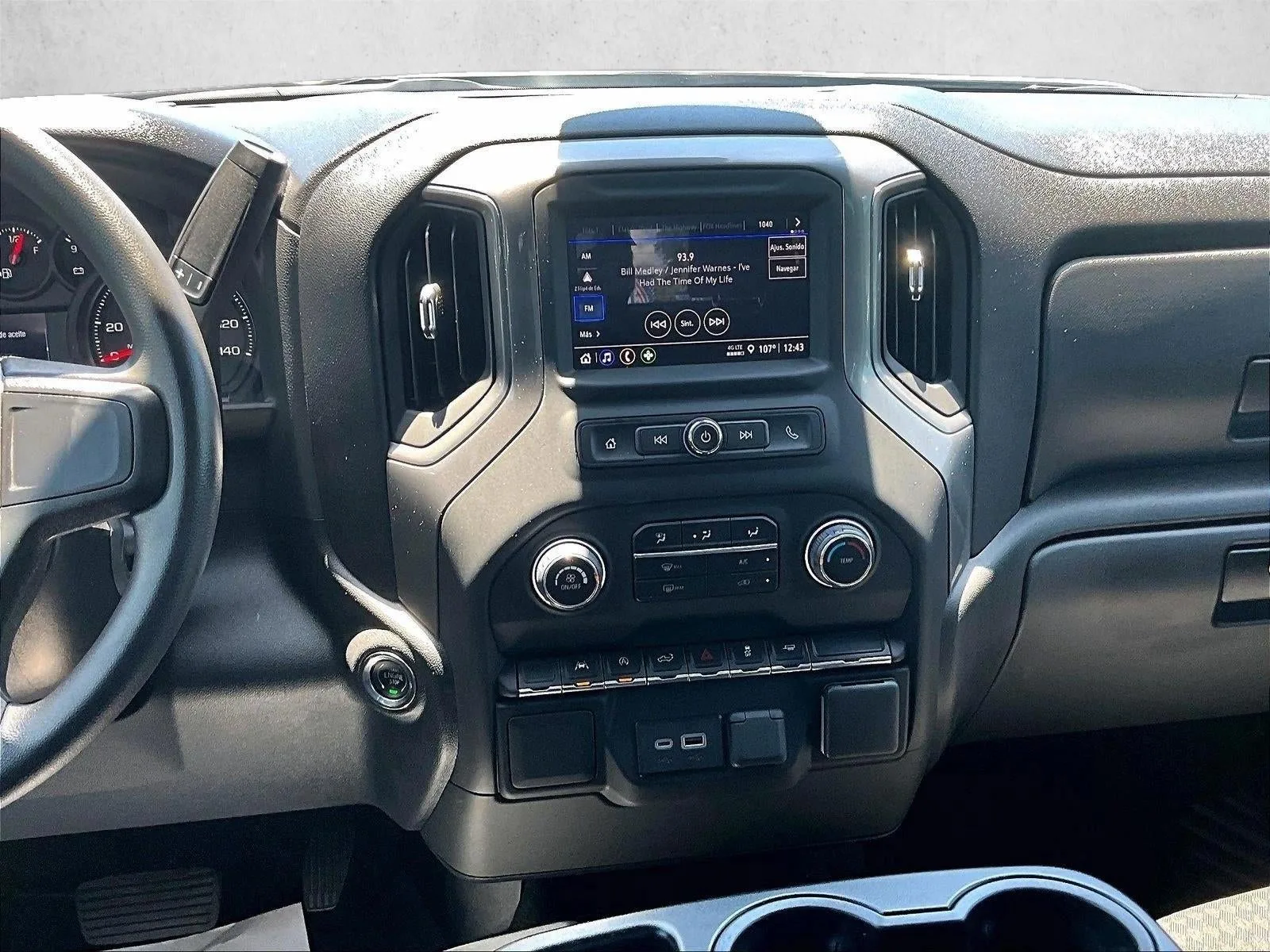 2026 Chevrolet Silverado 1500 Custom photo 8