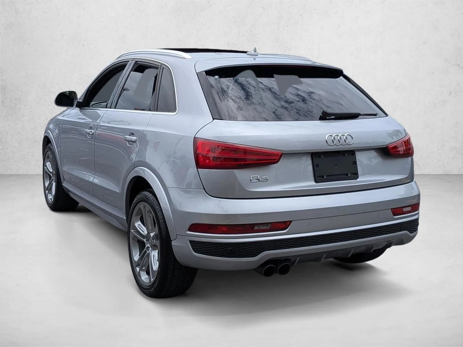 2018 Audi Q3 2.0 TFSI Sport Premium Plus FWD photo 7