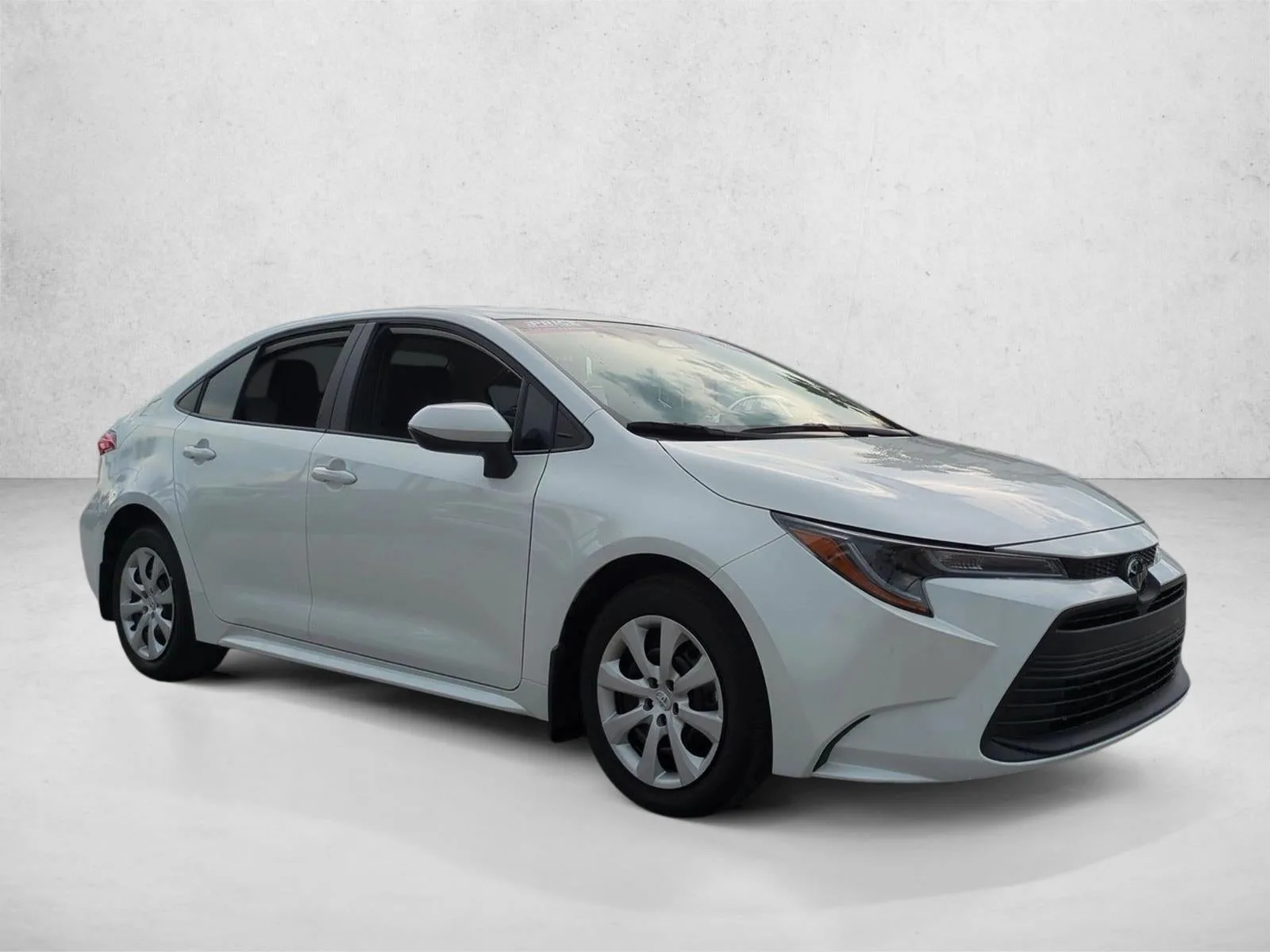 2026 Toyota Corolla LE CVT (Natl) photo 3