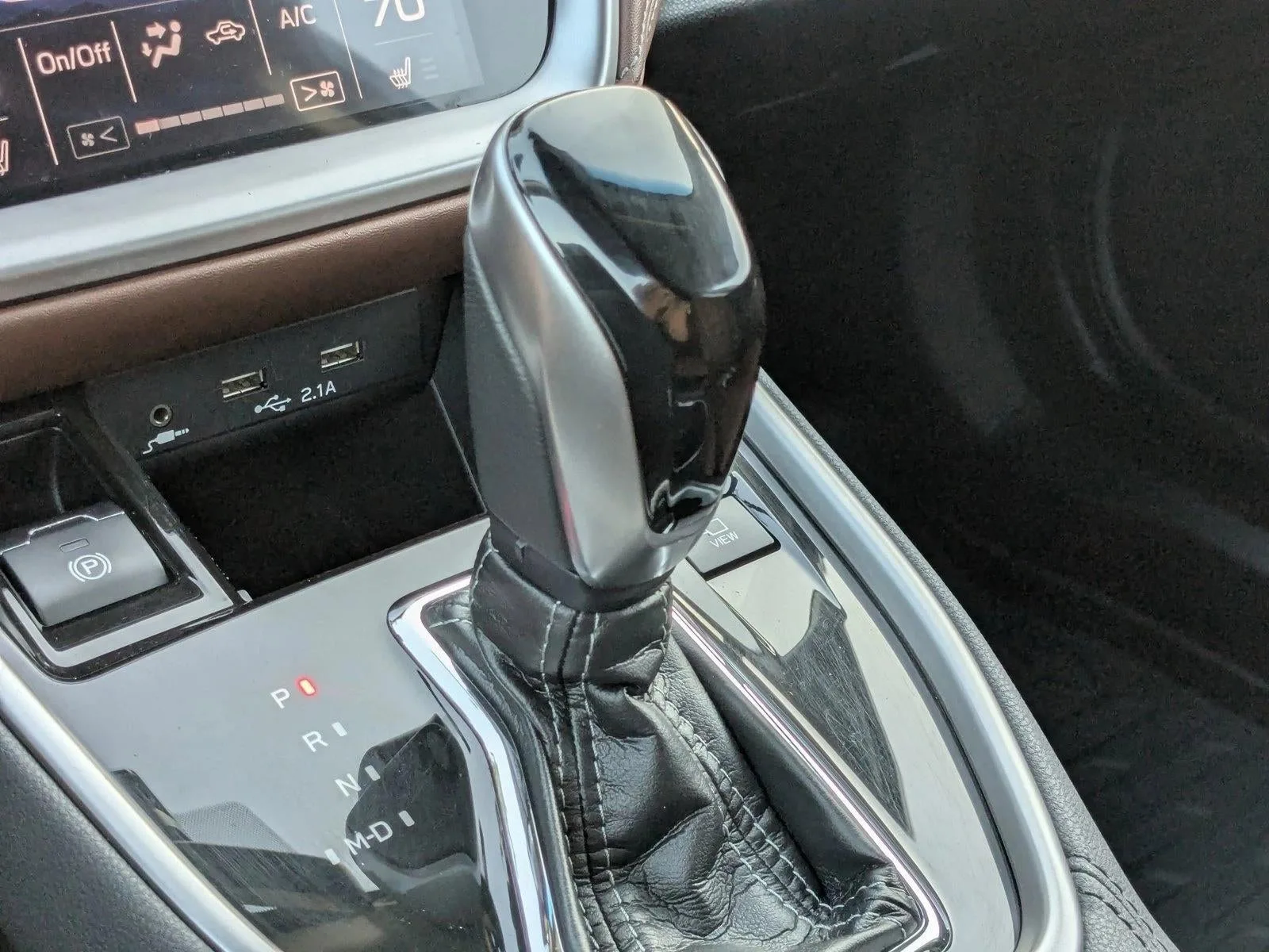 2020 Subaru Outback Touring XT CVT photo 12