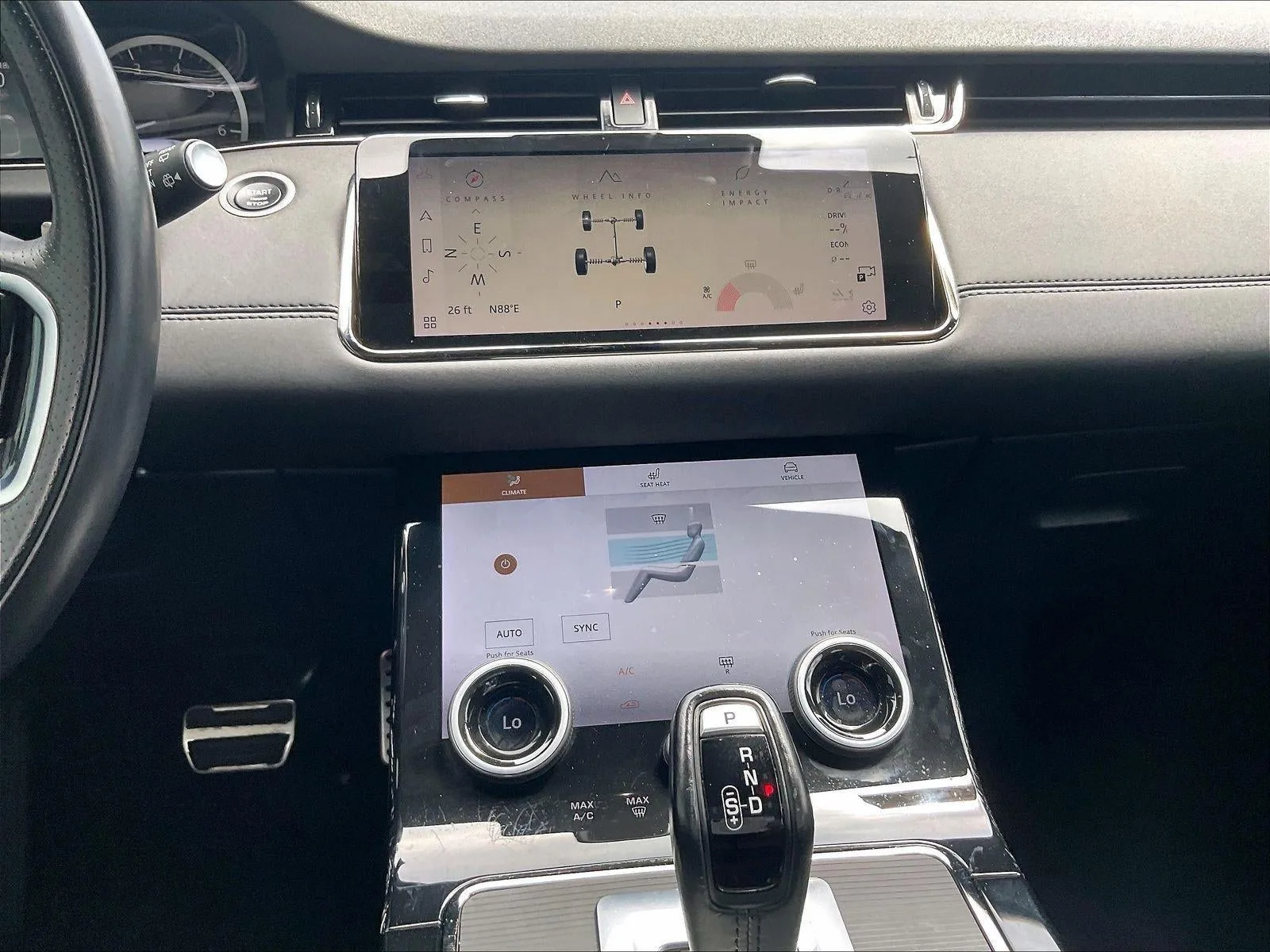 2023 Land Rover Range Rover Evoque R-Dynamic SE photo 8