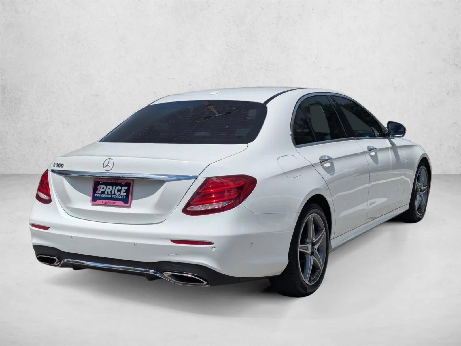 2017 Mercedes-Benz E-Class E 300 Sport RWD Sedan photo 5