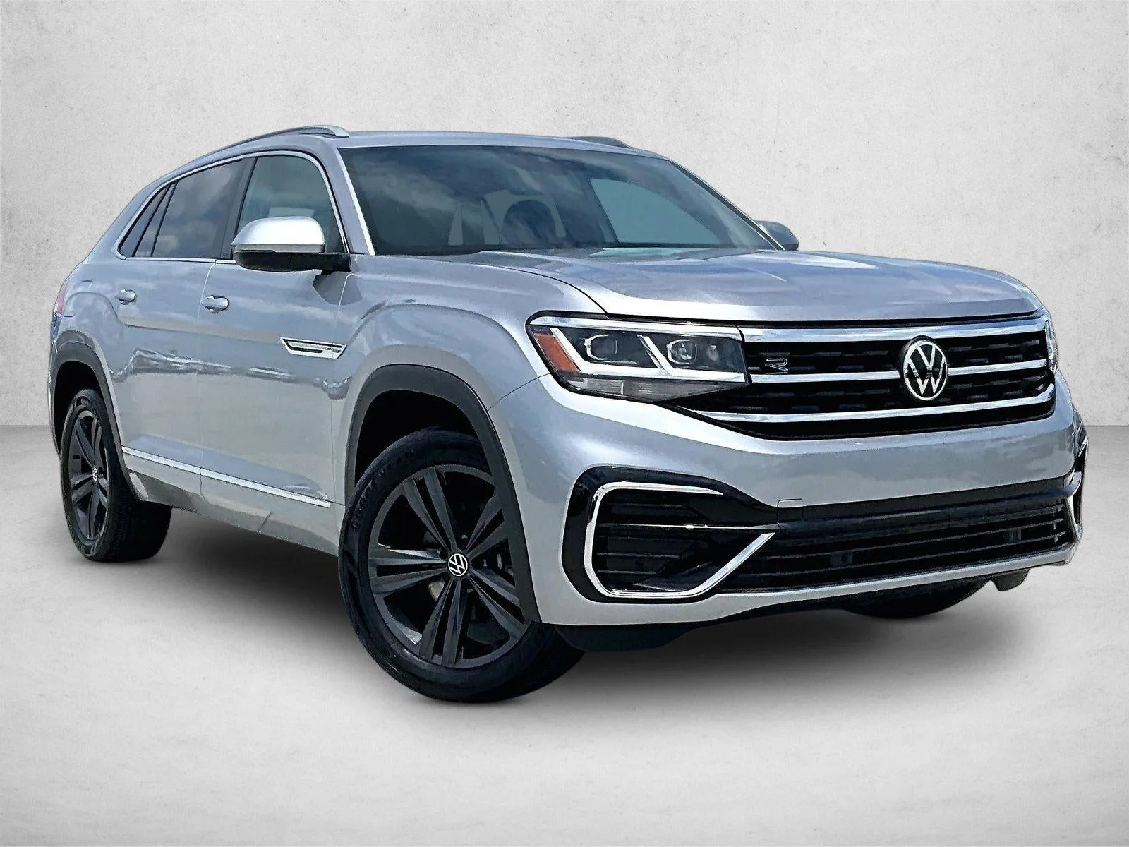 2022 Volkswagen Atlas Cross Sport 3.6L V6 SEL R-Line 4MOTION photo 12
