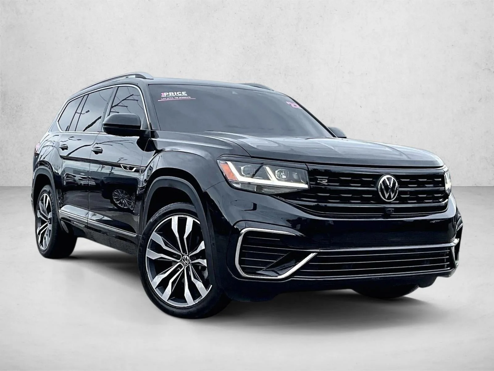 2022 Volkswagen Atlas 3.6L V6 SEL Premium R-Line photo 12