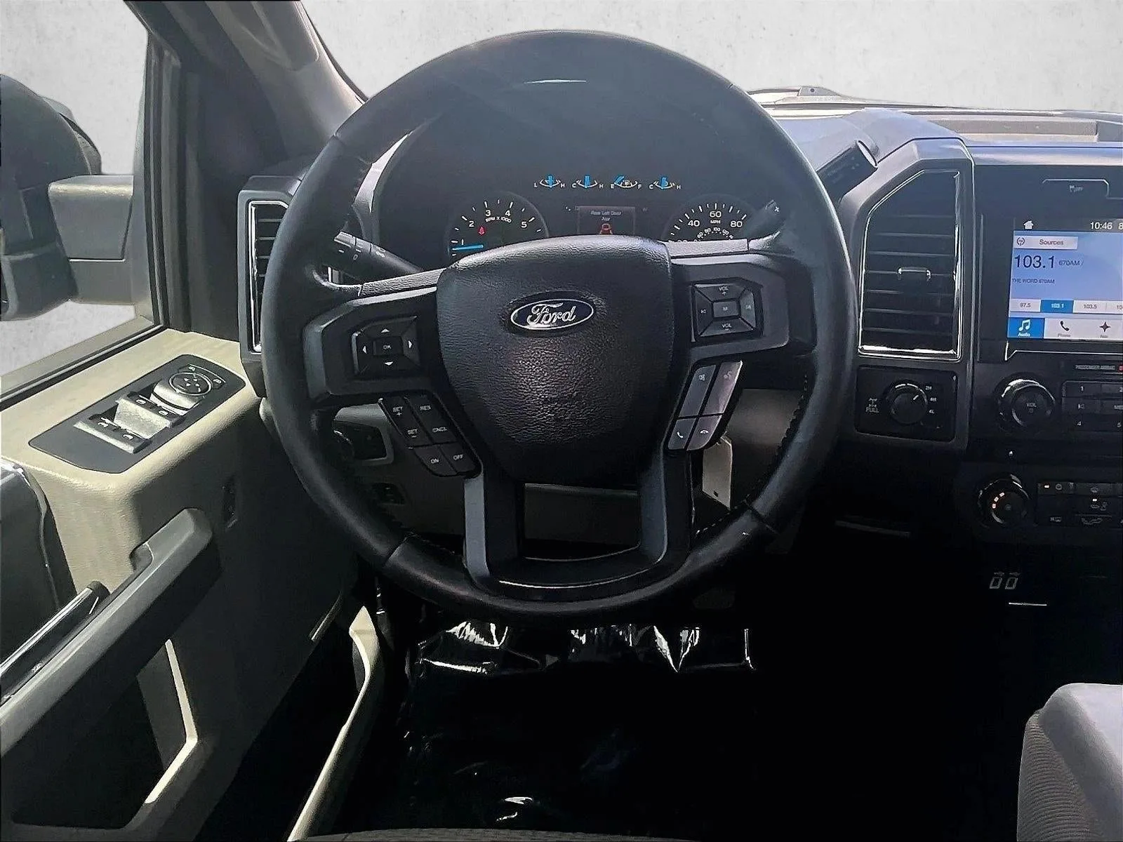 2017 Ford F-150 XL photo 6