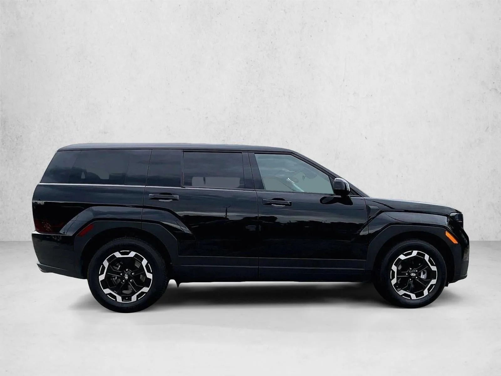 2025 Hyundai Santa Fe SE photo 5