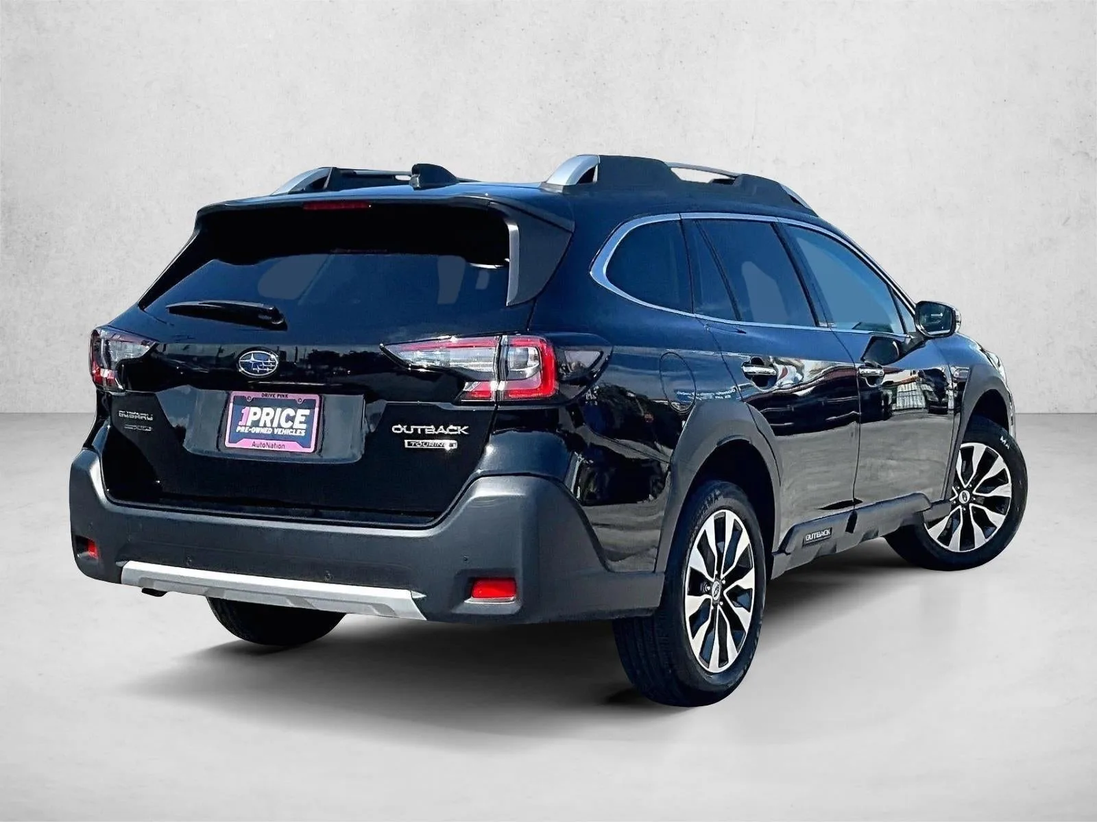 2025 Subaru Outback Touring photo 2