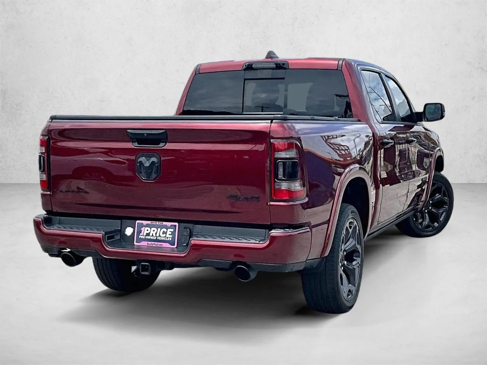 2024 RAM 1500 Limited Crew Cab 4x4 5'7" Box photo 2