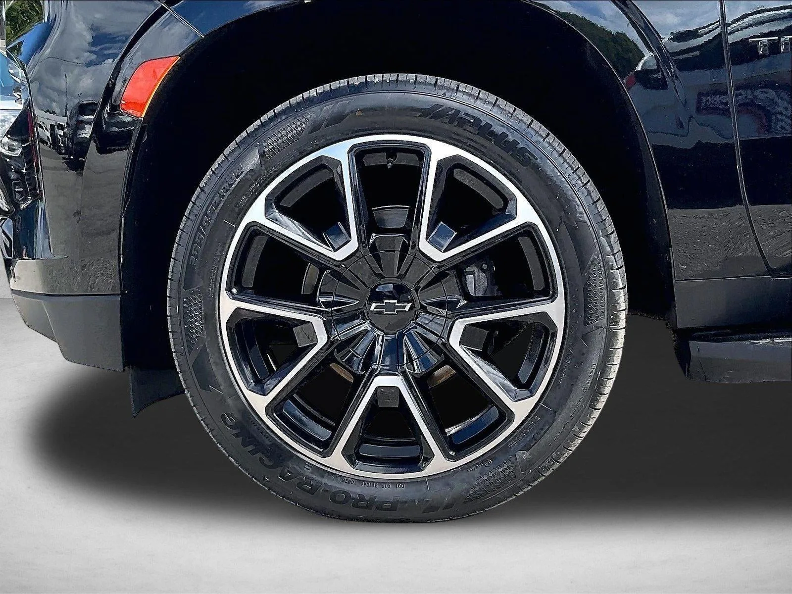 2023 Chevrolet Tahoe RST photo 10
