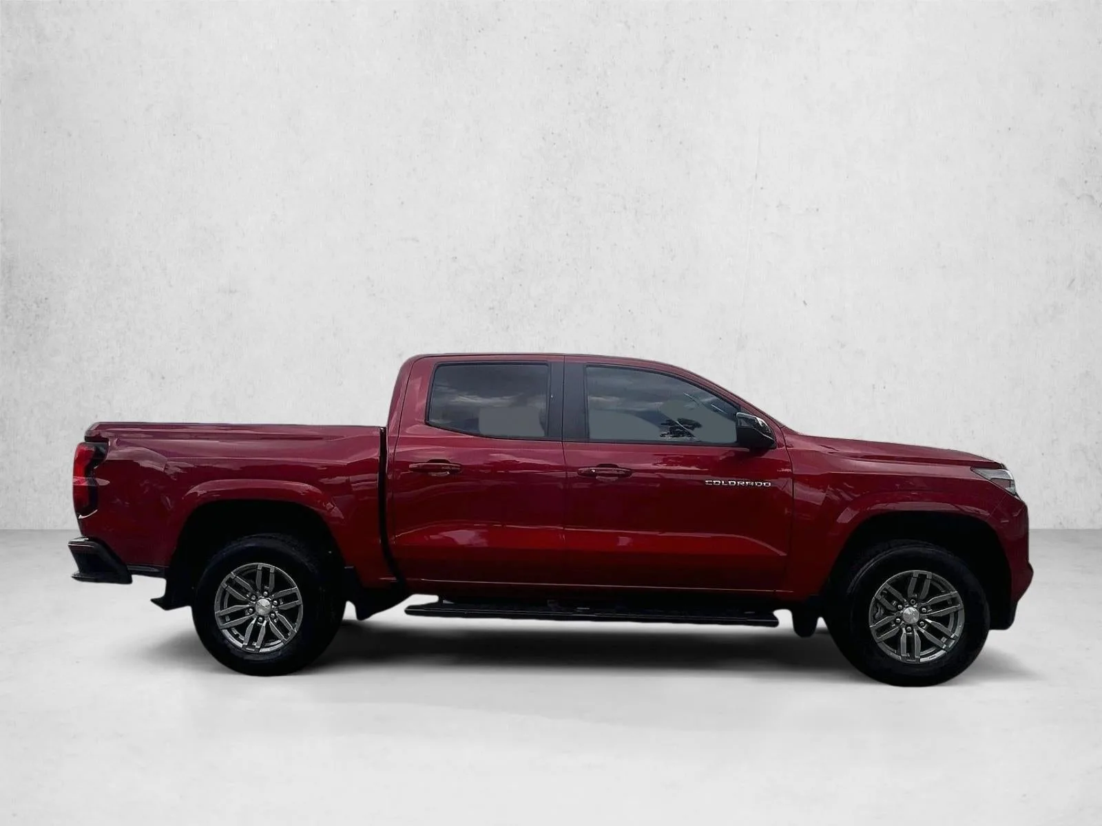 2023 Chevrolet Colorado LT photo 5