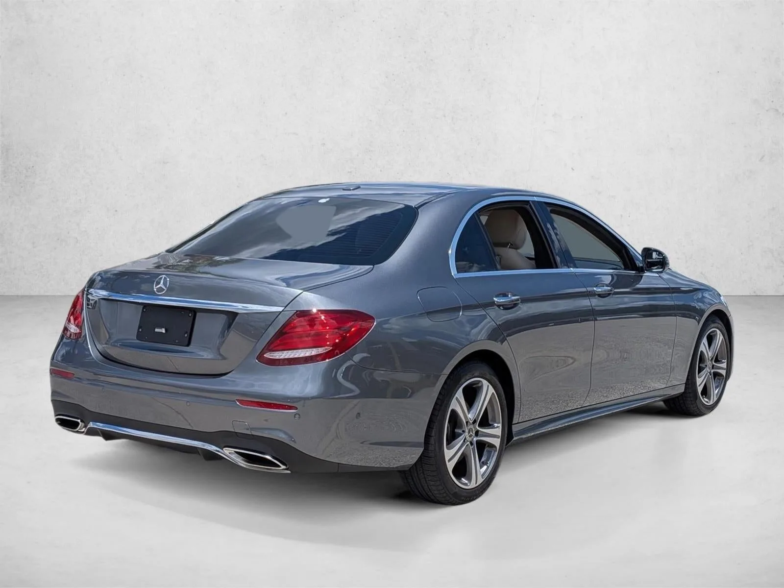 2018 Mercedes-Benz E-Class E 300 RWD Sedan photo 5