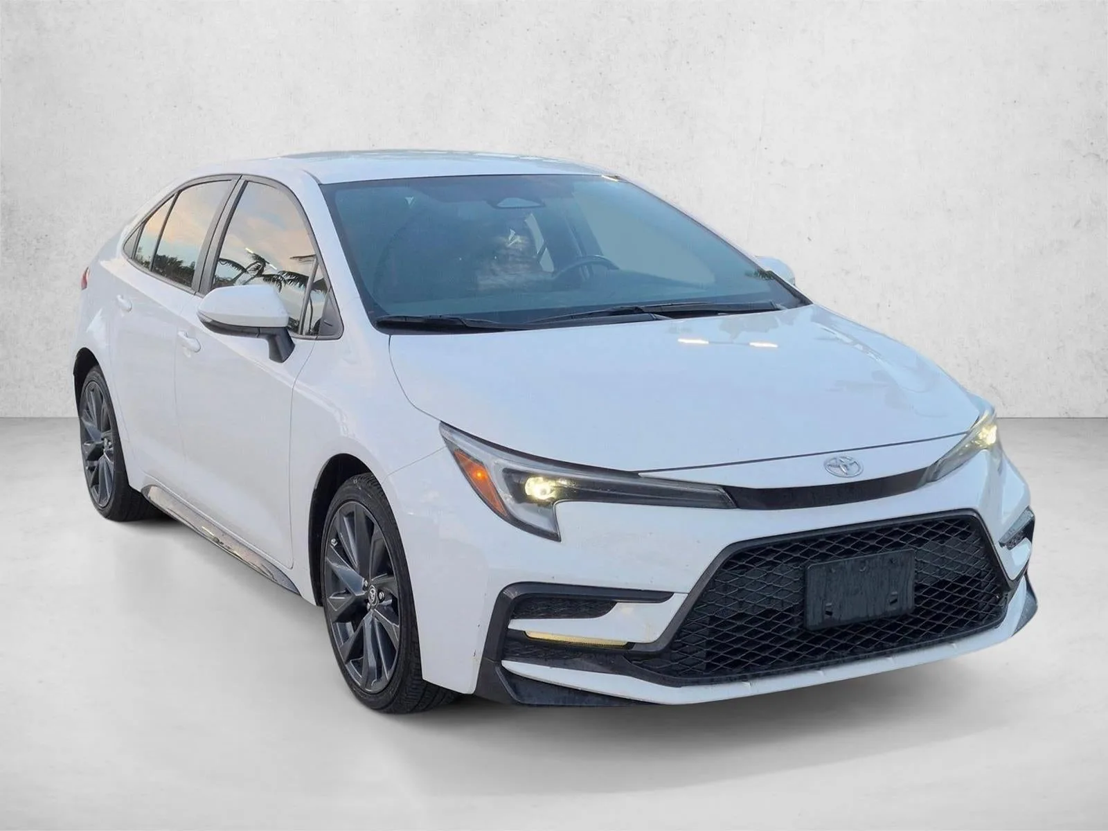 2024 Toyota Corolla SE CVT (Natl) photo 3