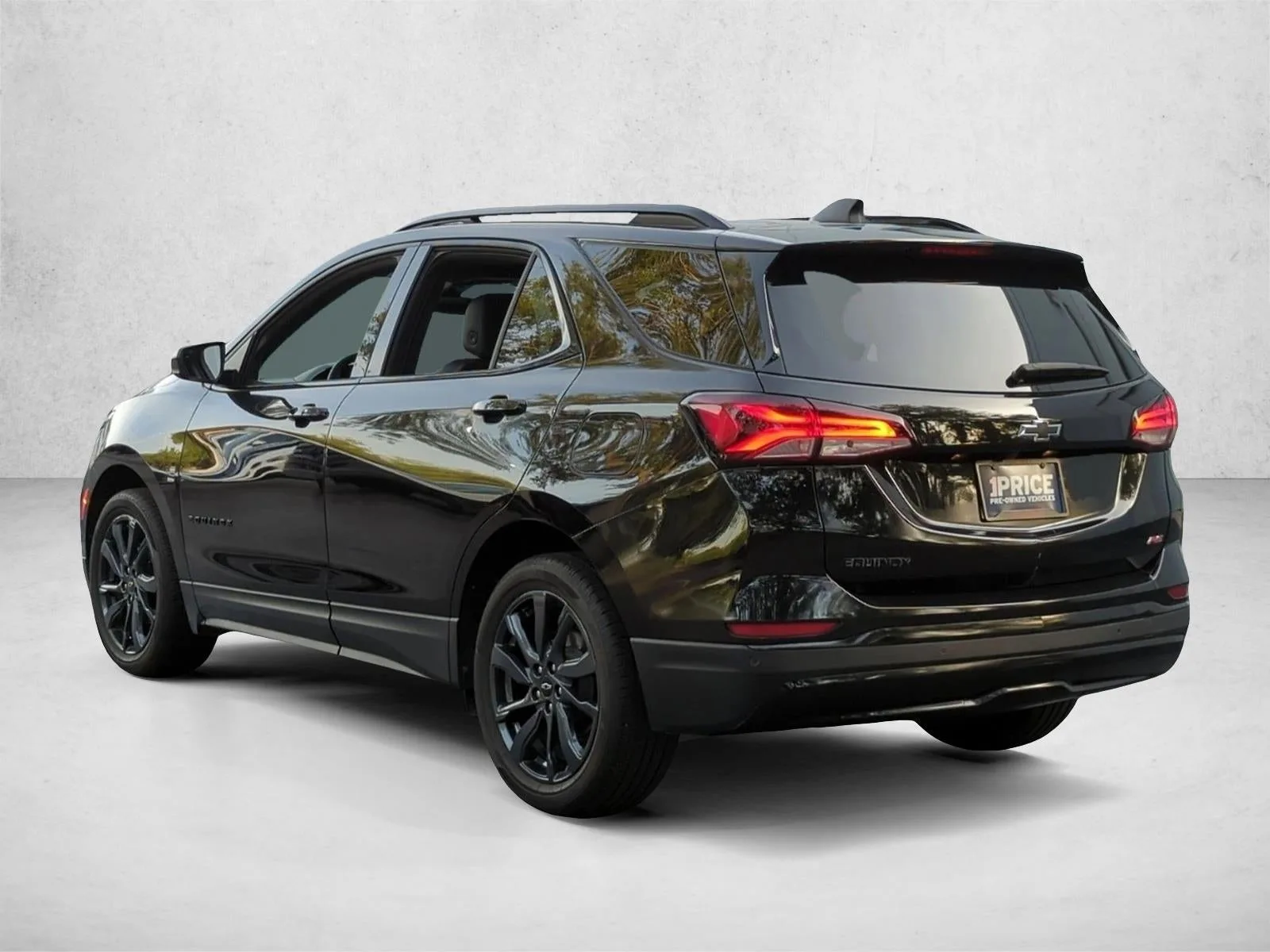 2024 Chevrolet Equinox FWD RS photo 8