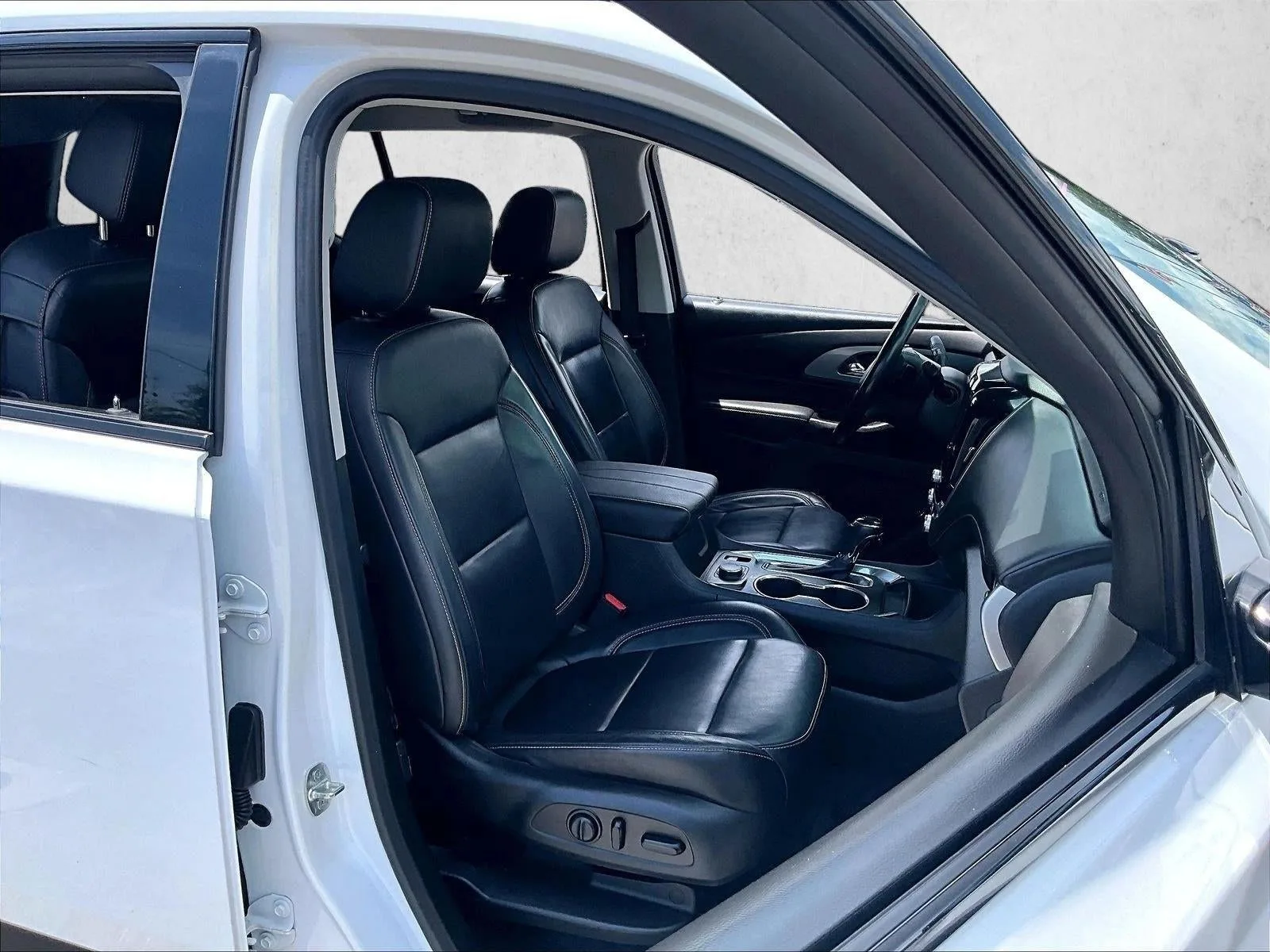 2020 Chevrolet Traverse RS photo 9