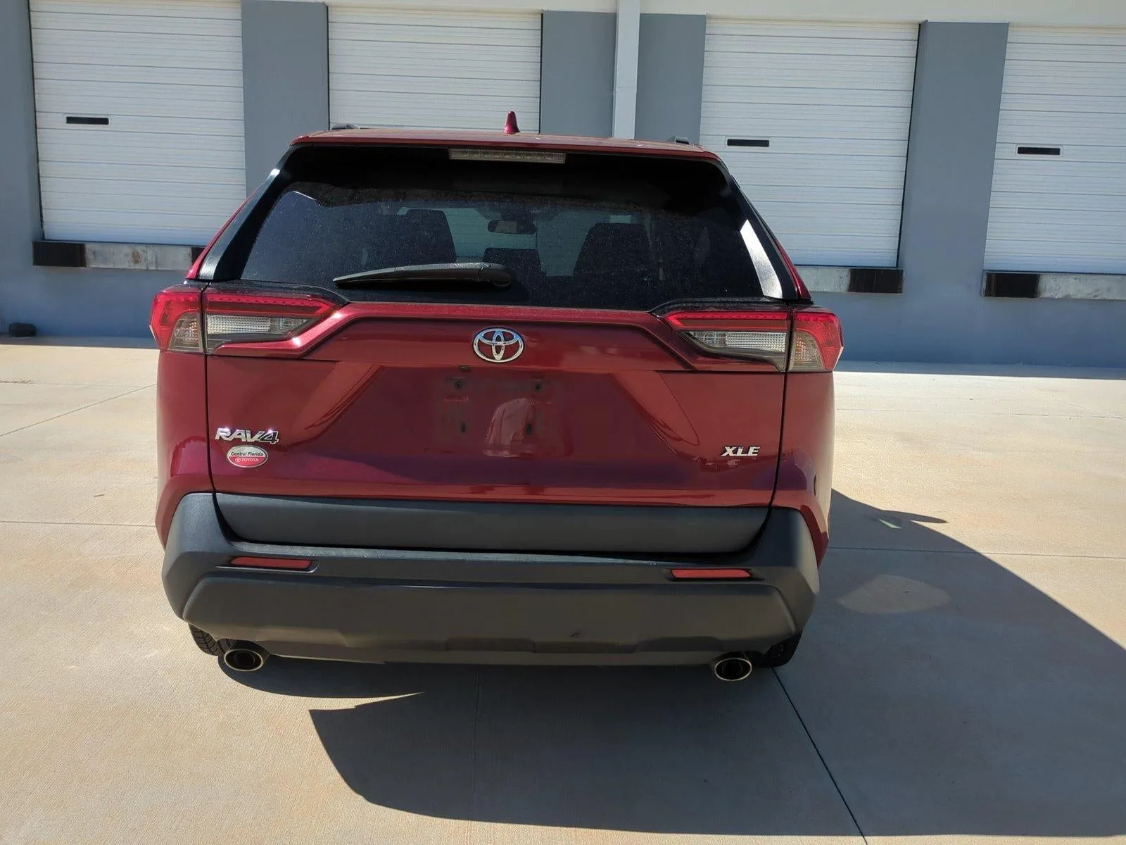 2021 Toyota RAV4 XLE FWD (GS) photo 6