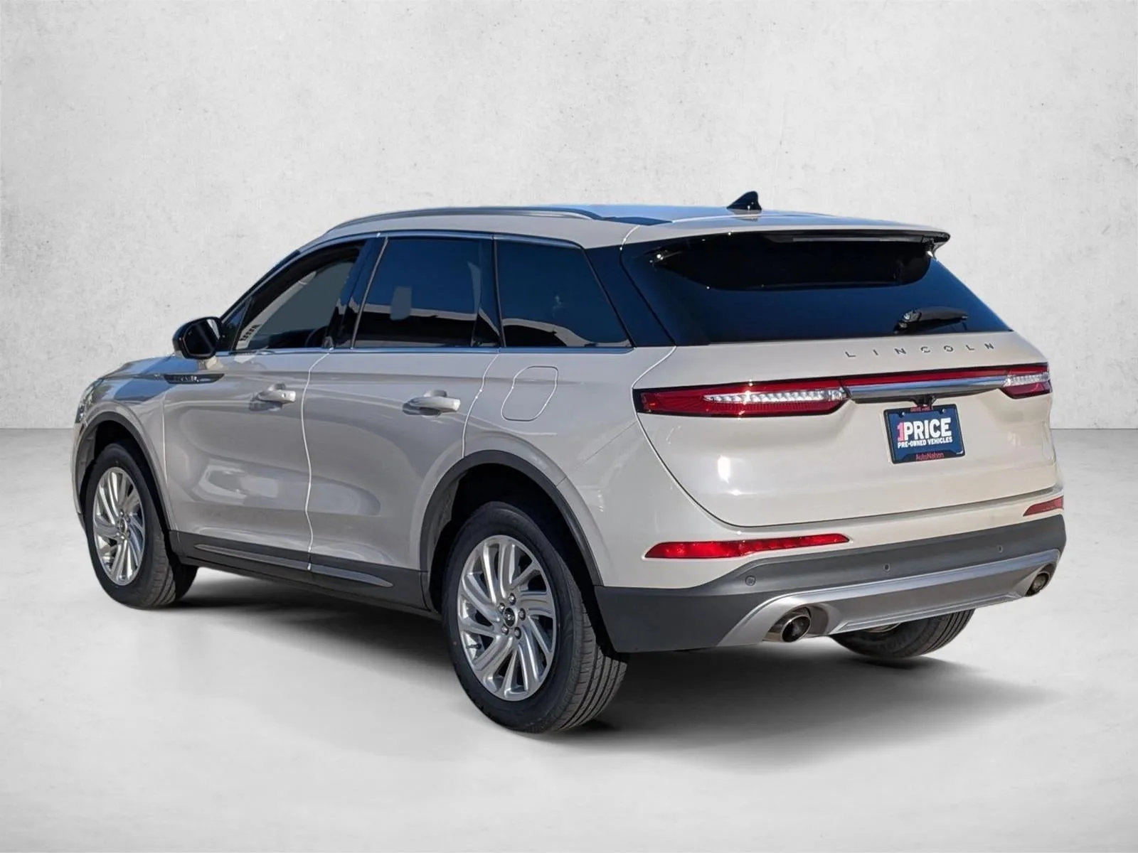 2020 Lincoln Corsair Standard FWD photo 7