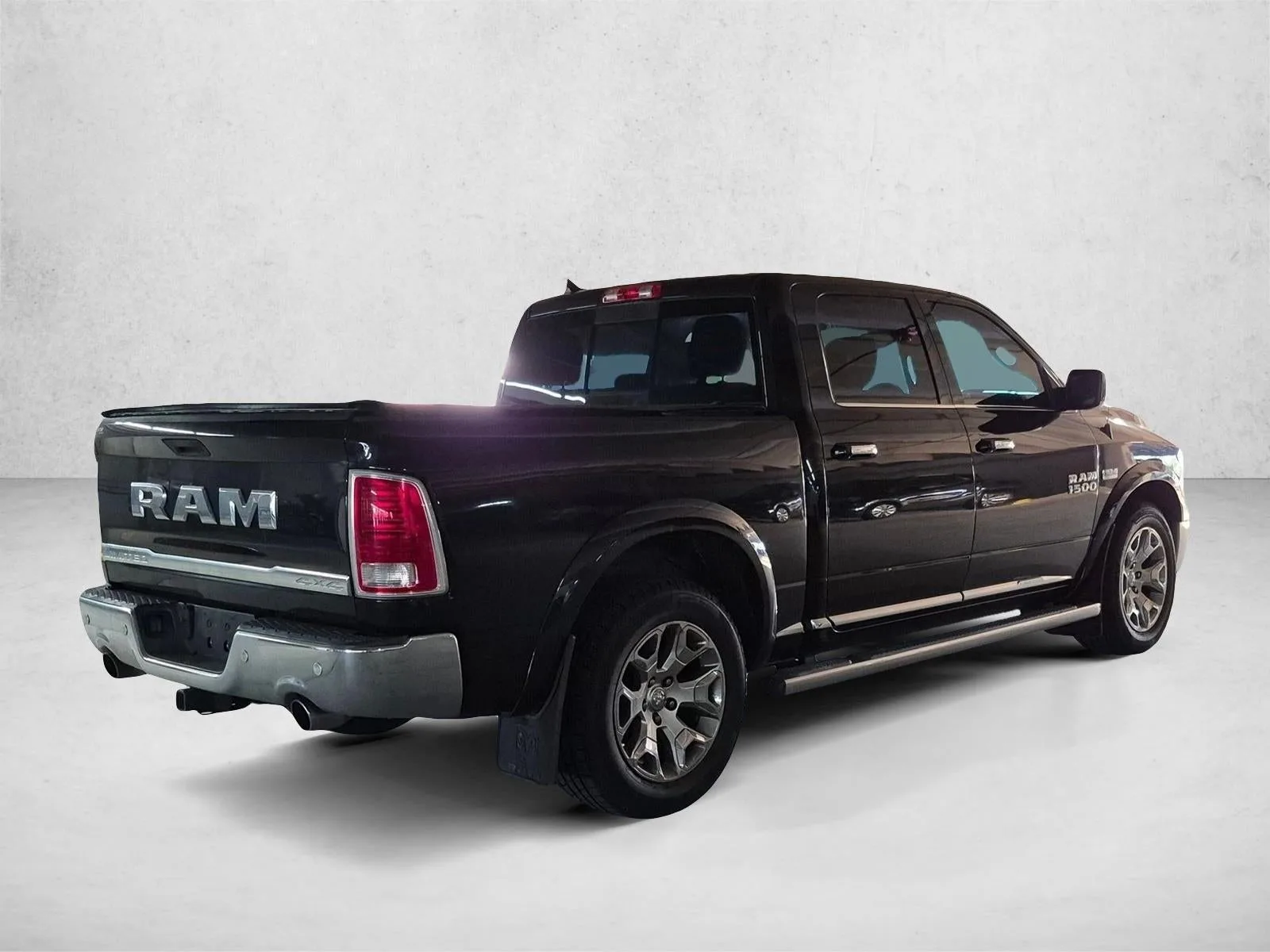 2016 RAM 1500 Longhorn Limited photo 5