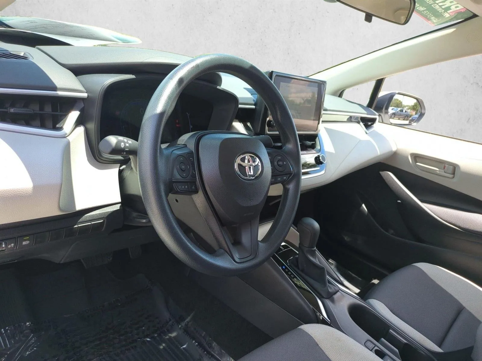 2026 Toyota Corolla LE CVT (Natl) photo 10