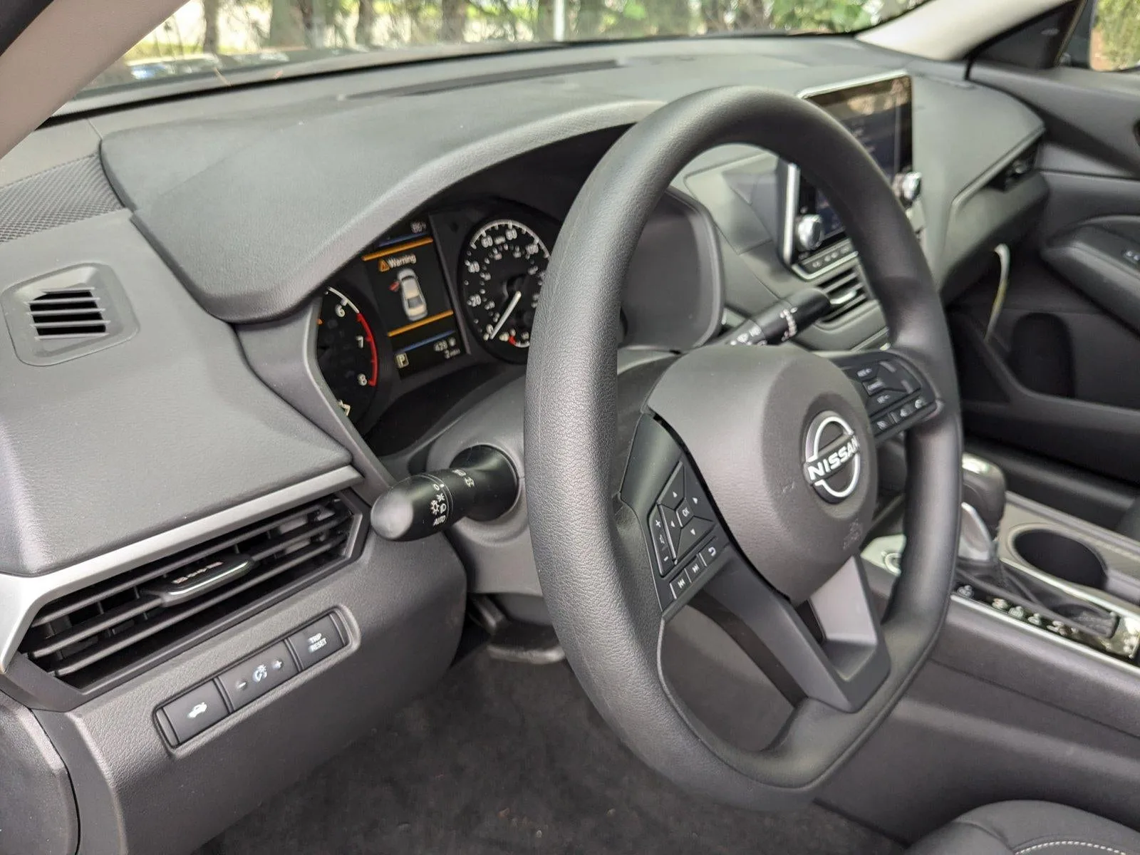 2025 Nissan Altima S FWD photo 3