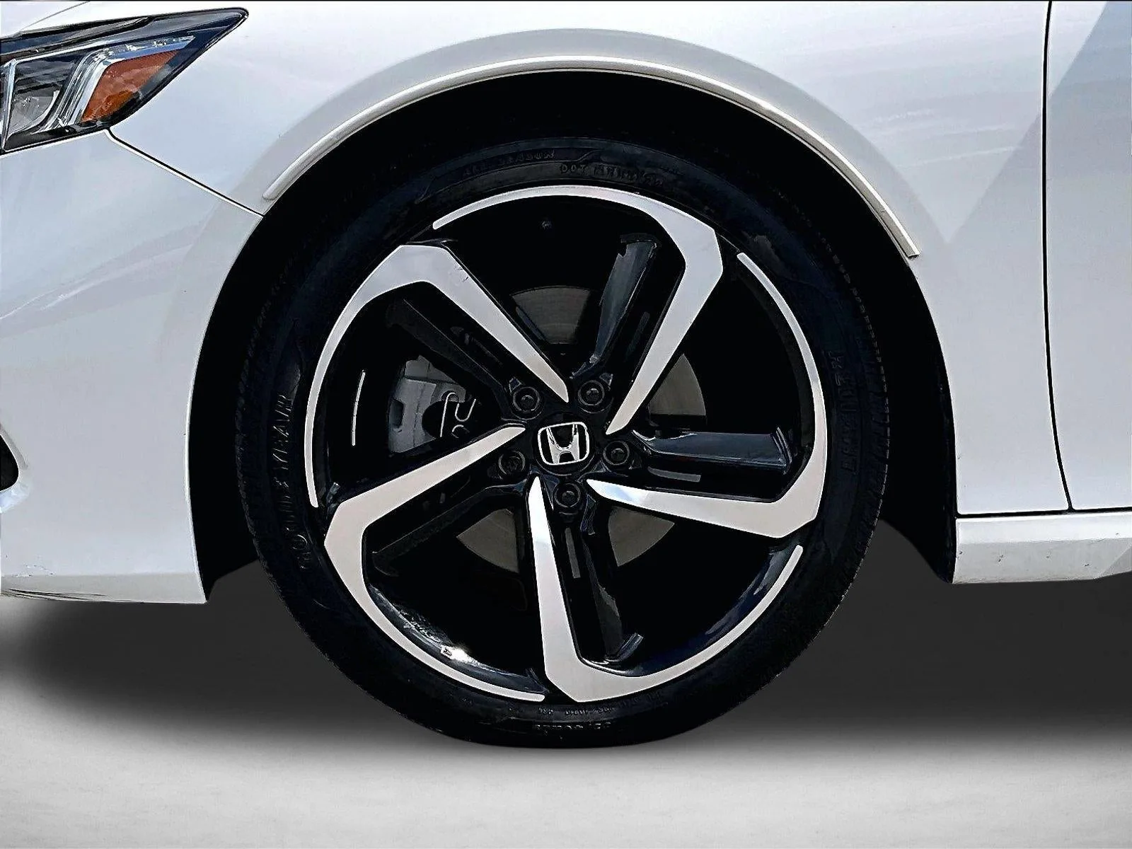 2021 Honda Accord Sport photo 10