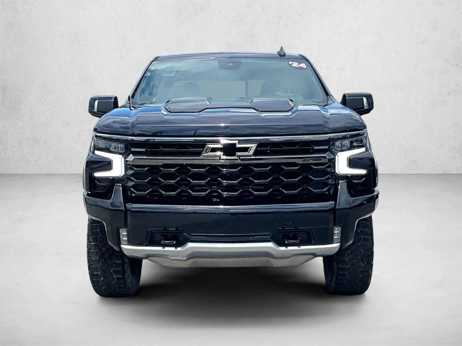 2024 Chevrolet Silverado 1500 ZR2 photo 3