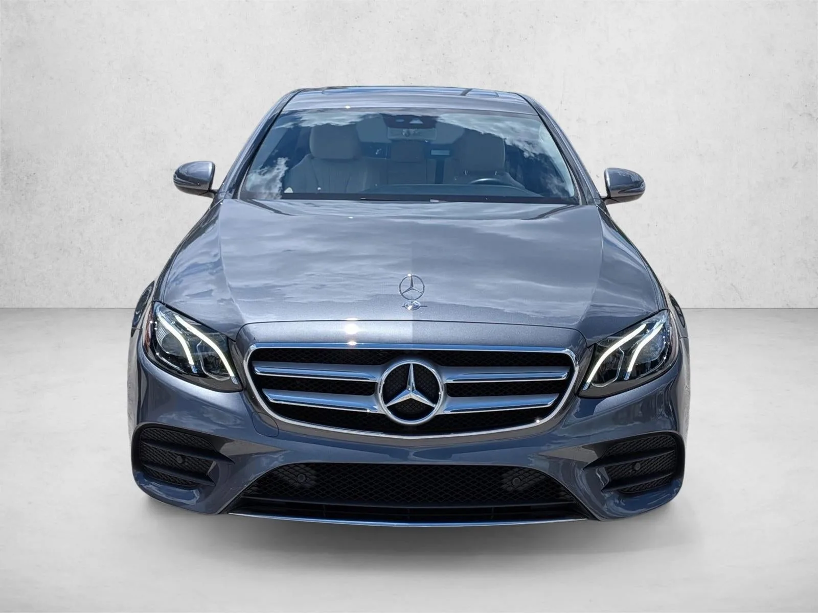 2018 Mercedes-Benz E-Class E 300 RWD Sedan photo 2