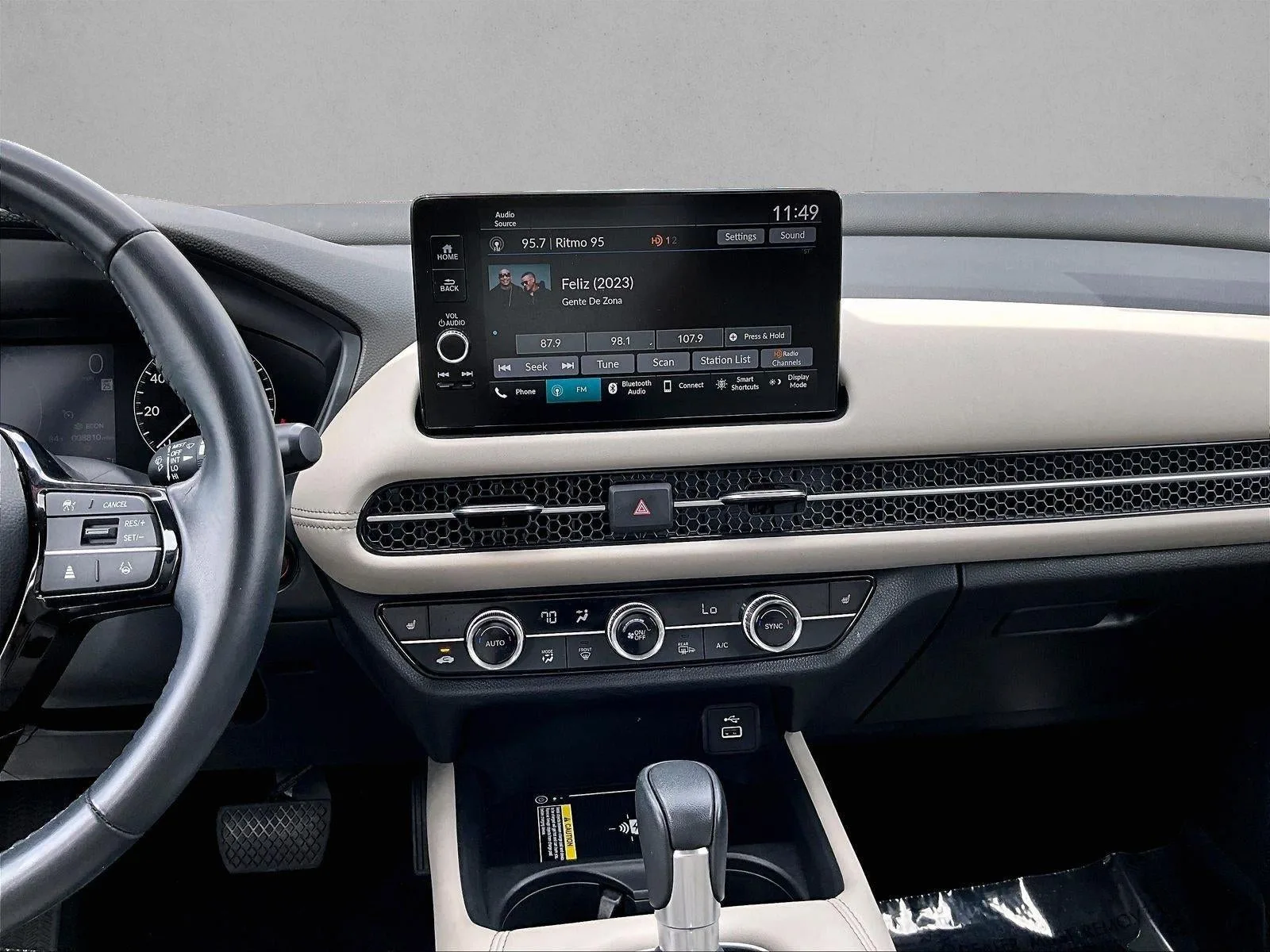 2025 Honda HR-V 2WD EX-L photo 8