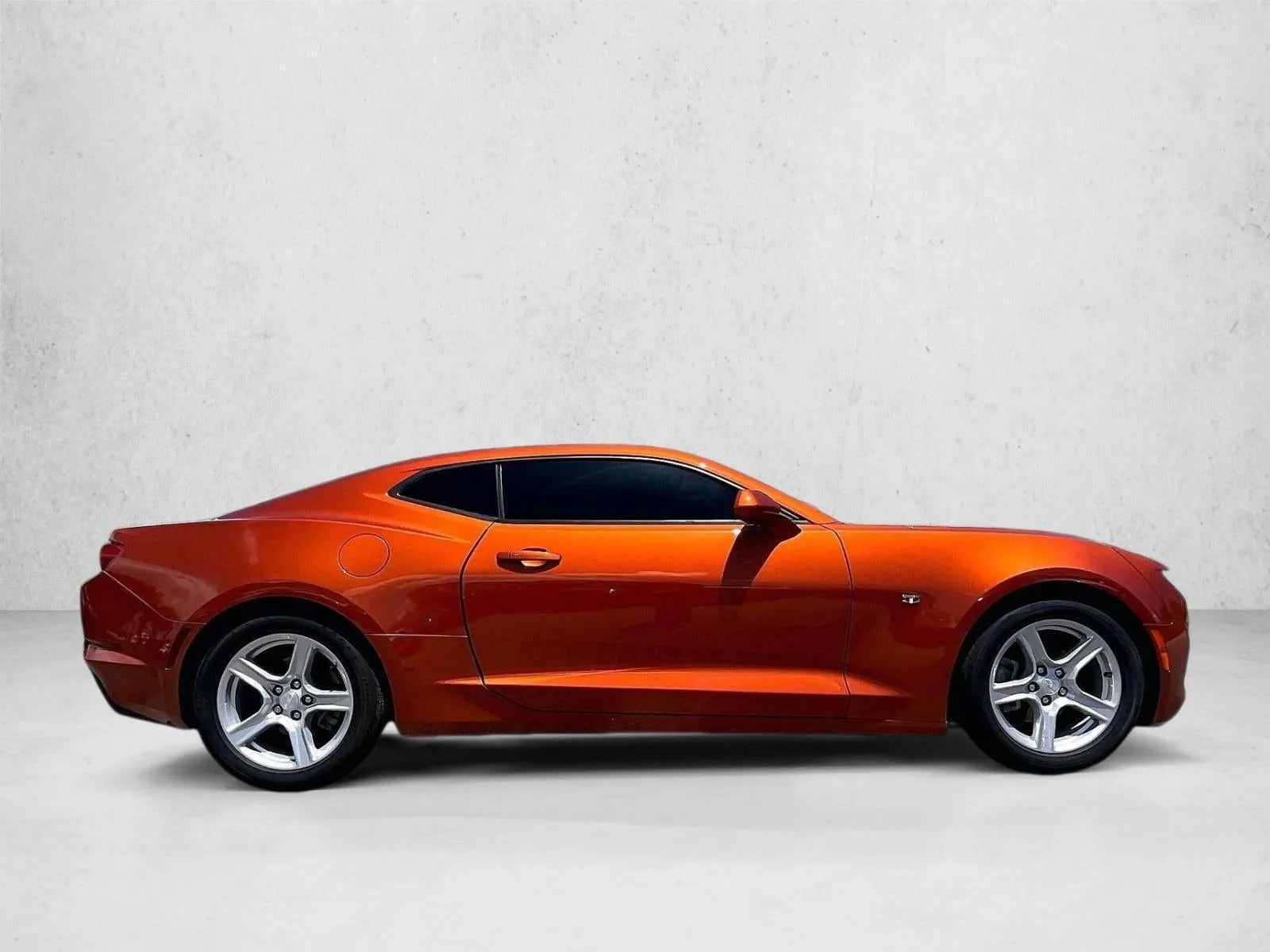 2024 Chevrolet Camaro 1LT photo 5