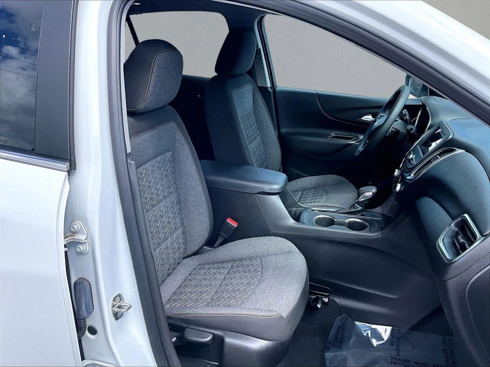 2023 Chevrolet Equinox LT photo 9