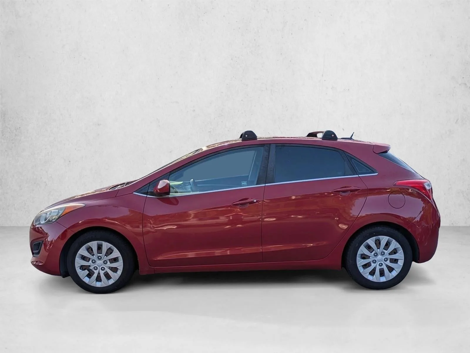 2016 Hyundai ELANTRA GT 5dr HB Auto photo 2